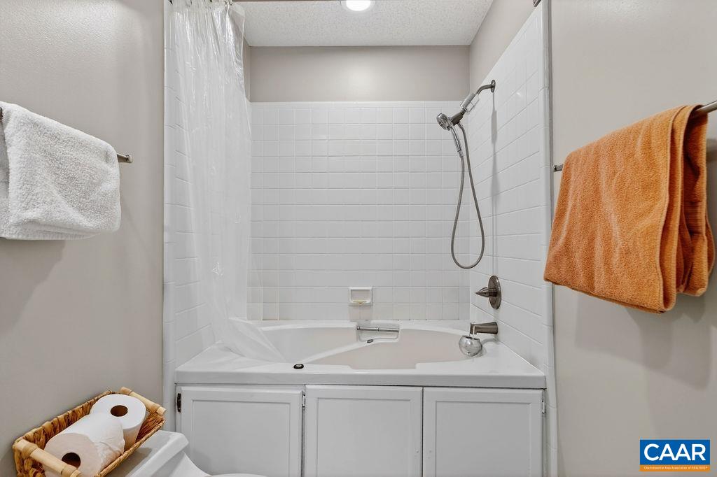 24 TRILLIUM CLOSE, WINTERGREEN RESORT, Virginia 22967, 4 Bedrooms Bedrooms, ,3 BathroomsBathrooms,Residential,24 TRILLIUM CLOSE,675784 MLS # 675784