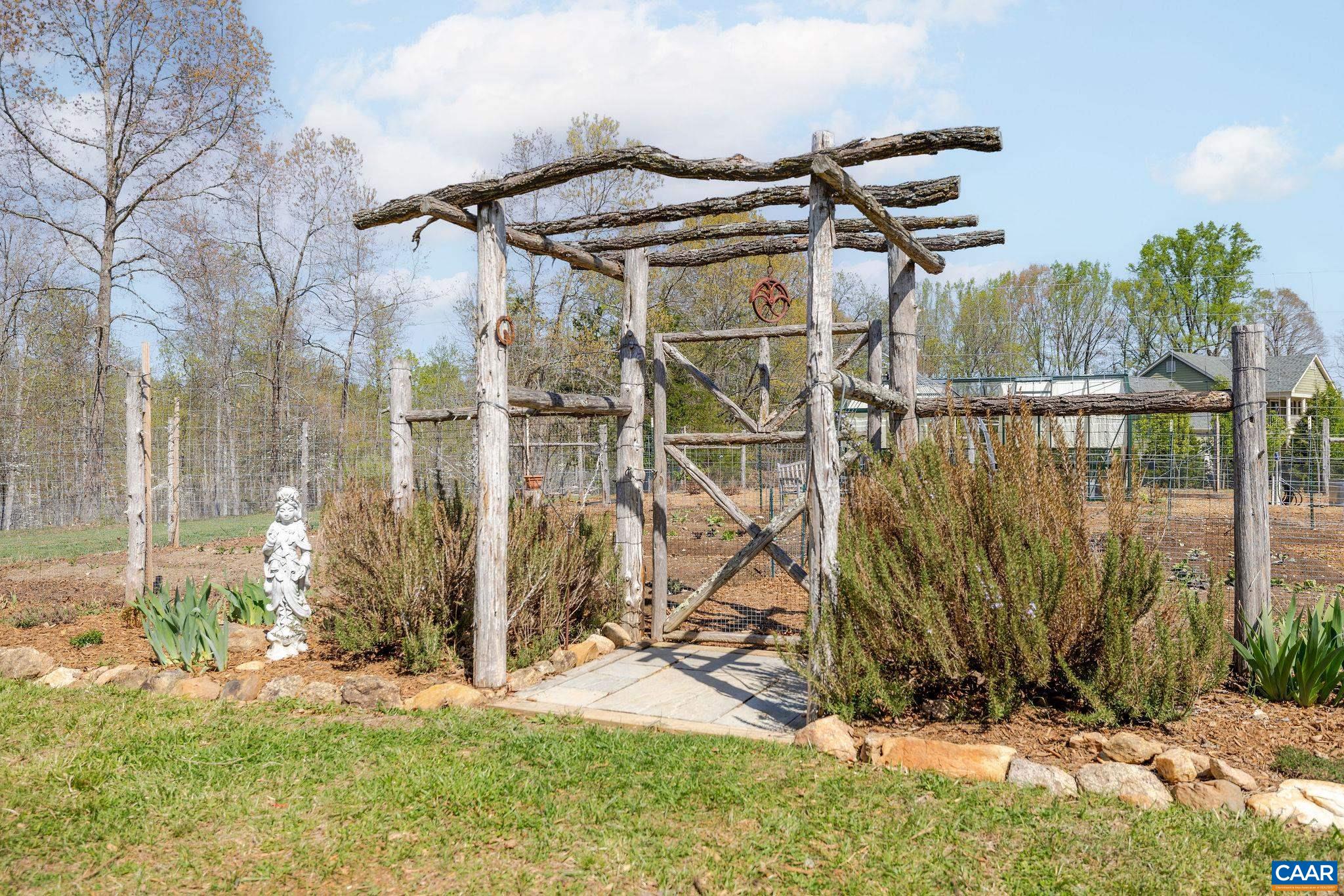 4764 ADVANCE MILLS RD, EARLYSVILLE, Virginia 22936, 4 Bedrooms Bedrooms, ,4 BathroomsBathrooms,Residential,4764 ADVANCE MILLS RD,675827 MLS # 675827