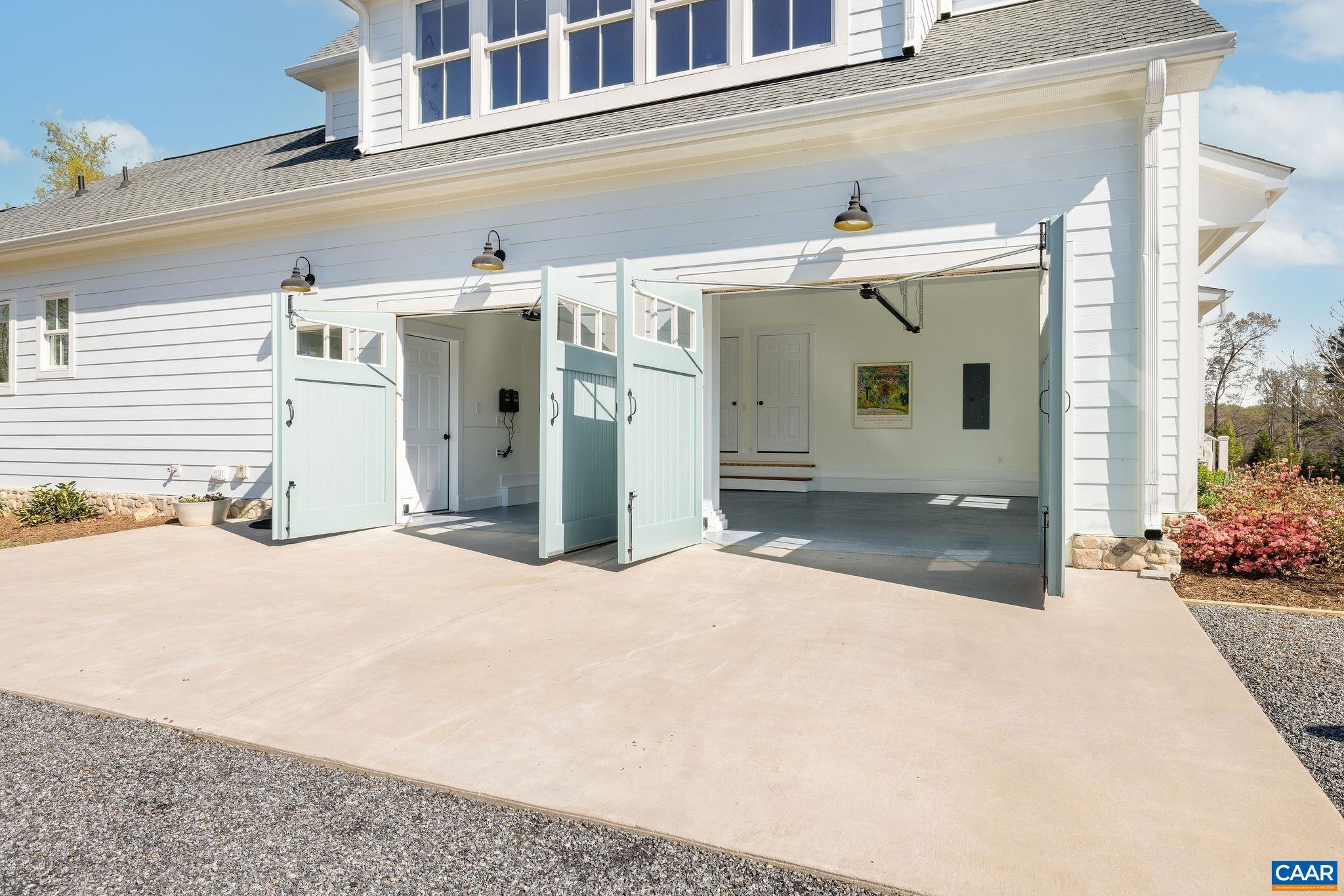 4764 ADVANCE MILLS RD, EARLYSVILLE, Virginia 22936, 4 Bedrooms Bedrooms, ,4 BathroomsBathrooms,Residential,4764 ADVANCE MILLS RD,675827 MLS # 675827