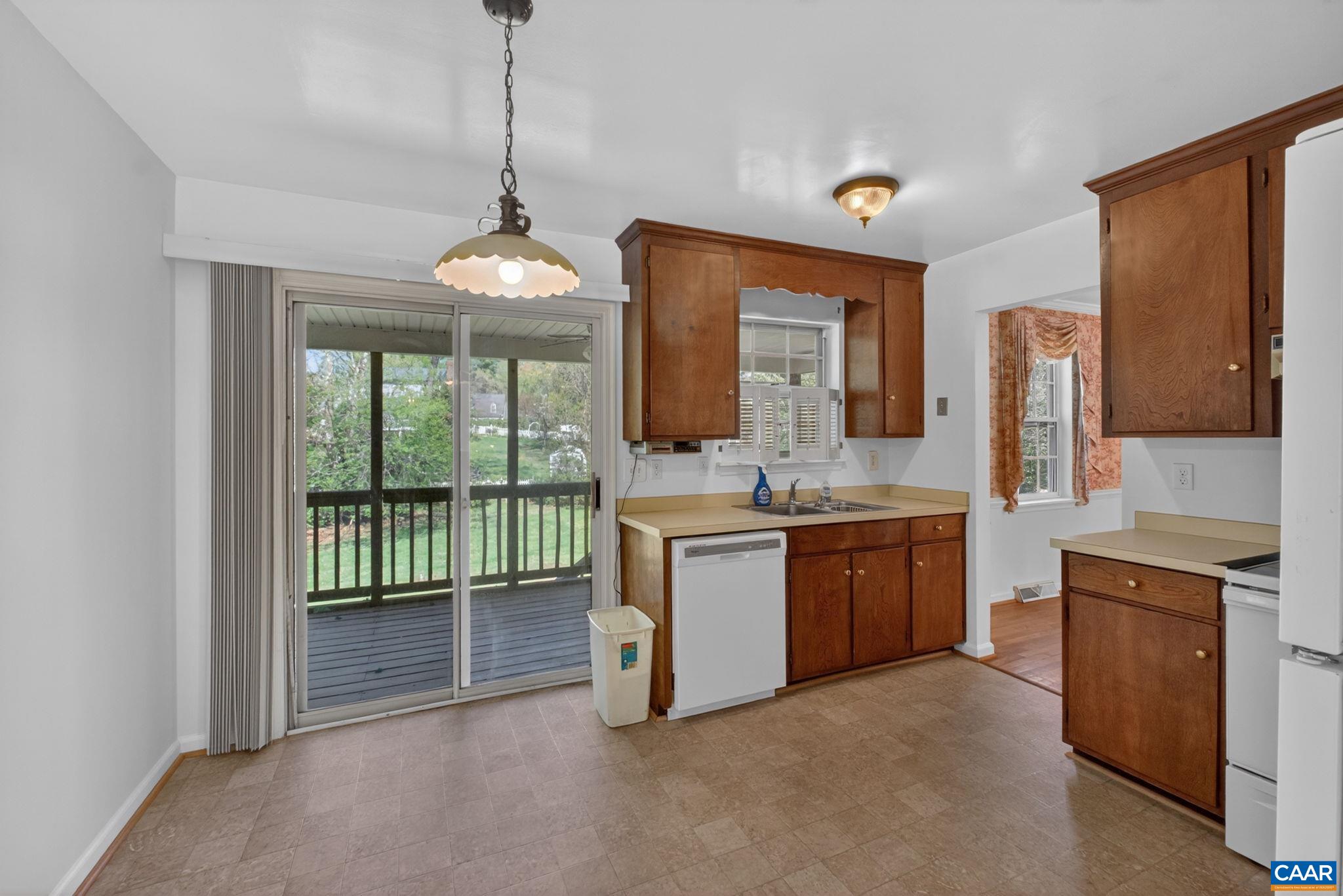 1610 REDWING LN, CHARLOTTESVILLE, Virginia 22911, 4 Bedrooms Bedrooms, ,3 BathroomsBathrooms,Residential,1610 REDWING LN,675853 MLS # 675853