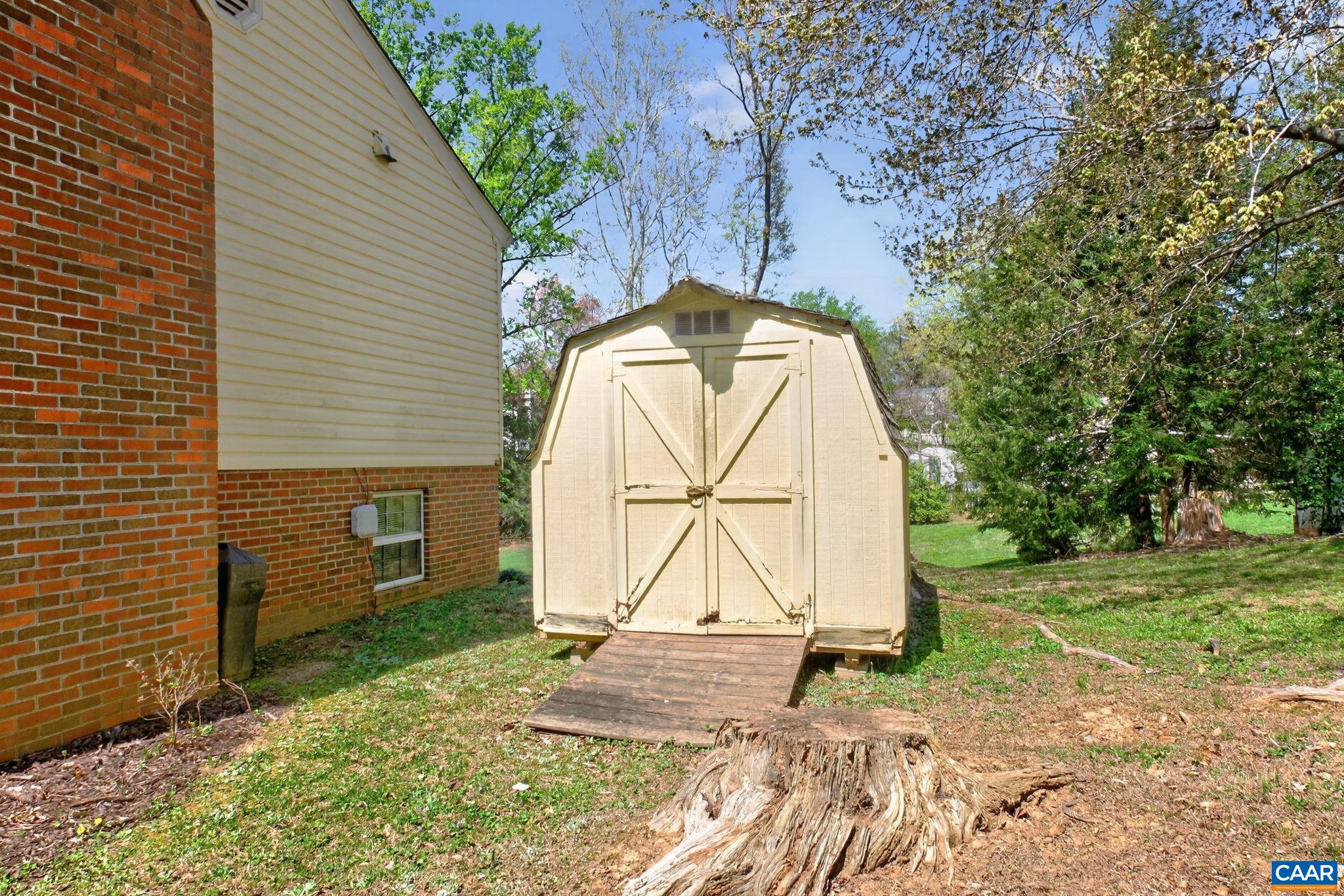 1610 REDWING LN, CHARLOTTESVILLE, Virginia 22911, 4 Bedrooms Bedrooms, ,3 BathroomsBathrooms,Residential,1610 REDWING LN,675853 MLS # 675853