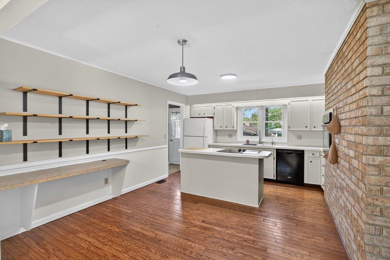 322 ERICKSON AVE, ROCKINGHAM, Virginia 22801, 4 Bedrooms Bedrooms, ,2 BathroomsBathrooms,Residential,322 ERICKSON AVE,675882 MLS # 675882