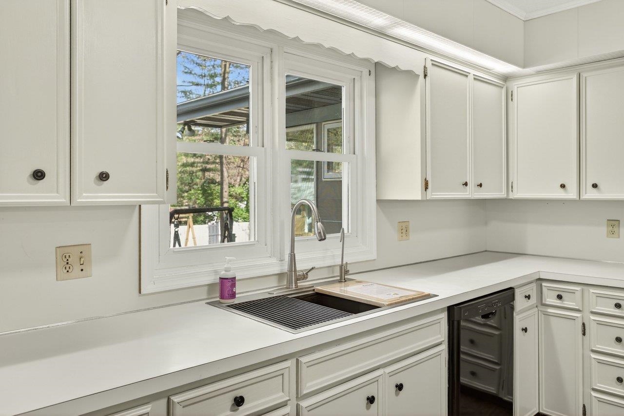 322 ERICKSON AVE, ROCKINGHAM, Virginia 22801, 4 Bedrooms Bedrooms, ,2 BathroomsBathrooms,Residential,322 ERICKSON AVE,675882 MLS # 675882