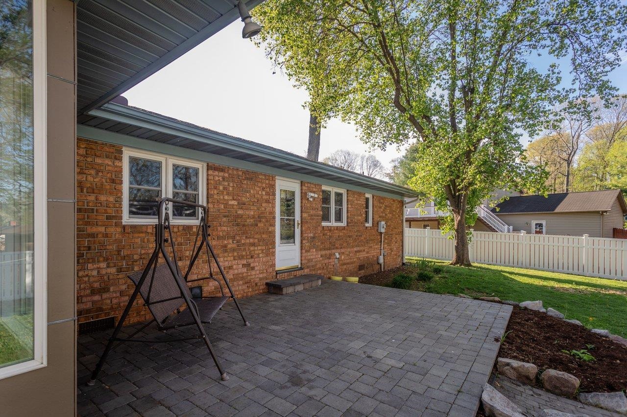 322 ERICKSON AVE, ROCKINGHAM, Virginia 22801, 4 Bedrooms Bedrooms, ,2 BathroomsBathrooms,Residential,322 ERICKSON AVE,675882 MLS # 675882