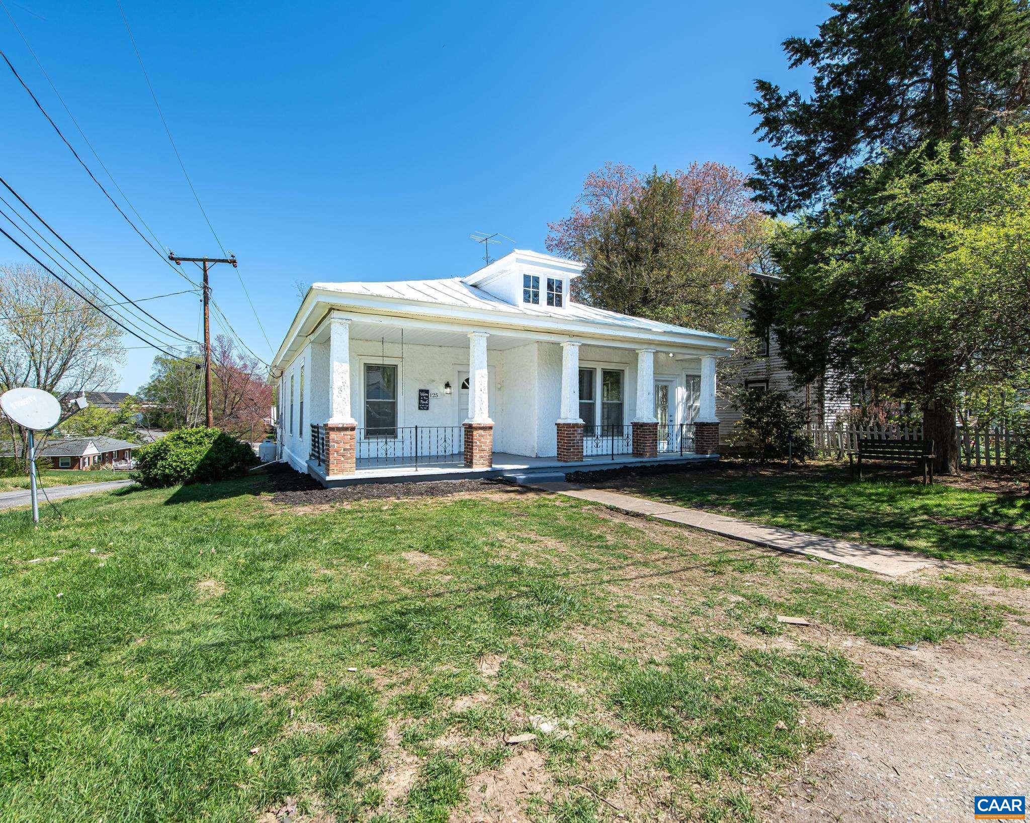 125 SOUTH ST, LOUISA, Virginia 23093, 3 Bedrooms Bedrooms, ,2 BathroomsBathrooms,Residential,Darling City Bungalow,125 SOUTH ST,675952 MLS # 675952