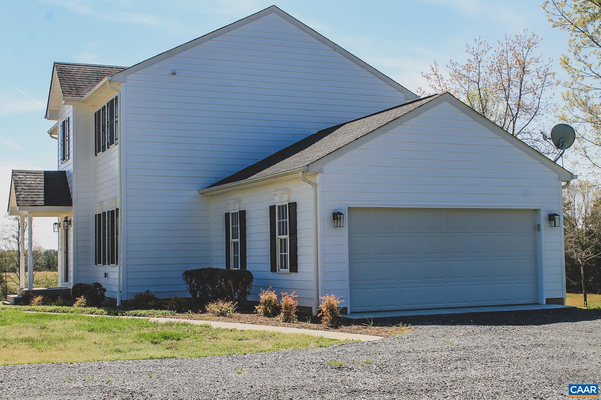 6518 JEFFERSON MILL RD, SCOTTSVILLE, Virginia 24590, 5 Bedrooms Bedrooms, ,3 BathroomsBathrooms,Residential,Colonial Home on 25 acres Near Charlottesville,6518 JEFFERSON MILL RD,675957 MLS # 675957