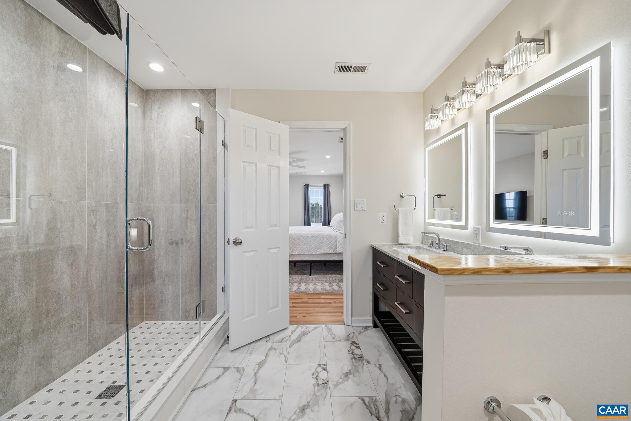 6518 JEFFERSON MILL RD, SCOTTSVILLE, Virginia 24590, 5 Bedrooms Bedrooms, ,3 BathroomsBathrooms,Residential,Colonial Home on 25 acres Near Charlottesville,6518 JEFFERSON MILL RD,675957 MLS # 675957