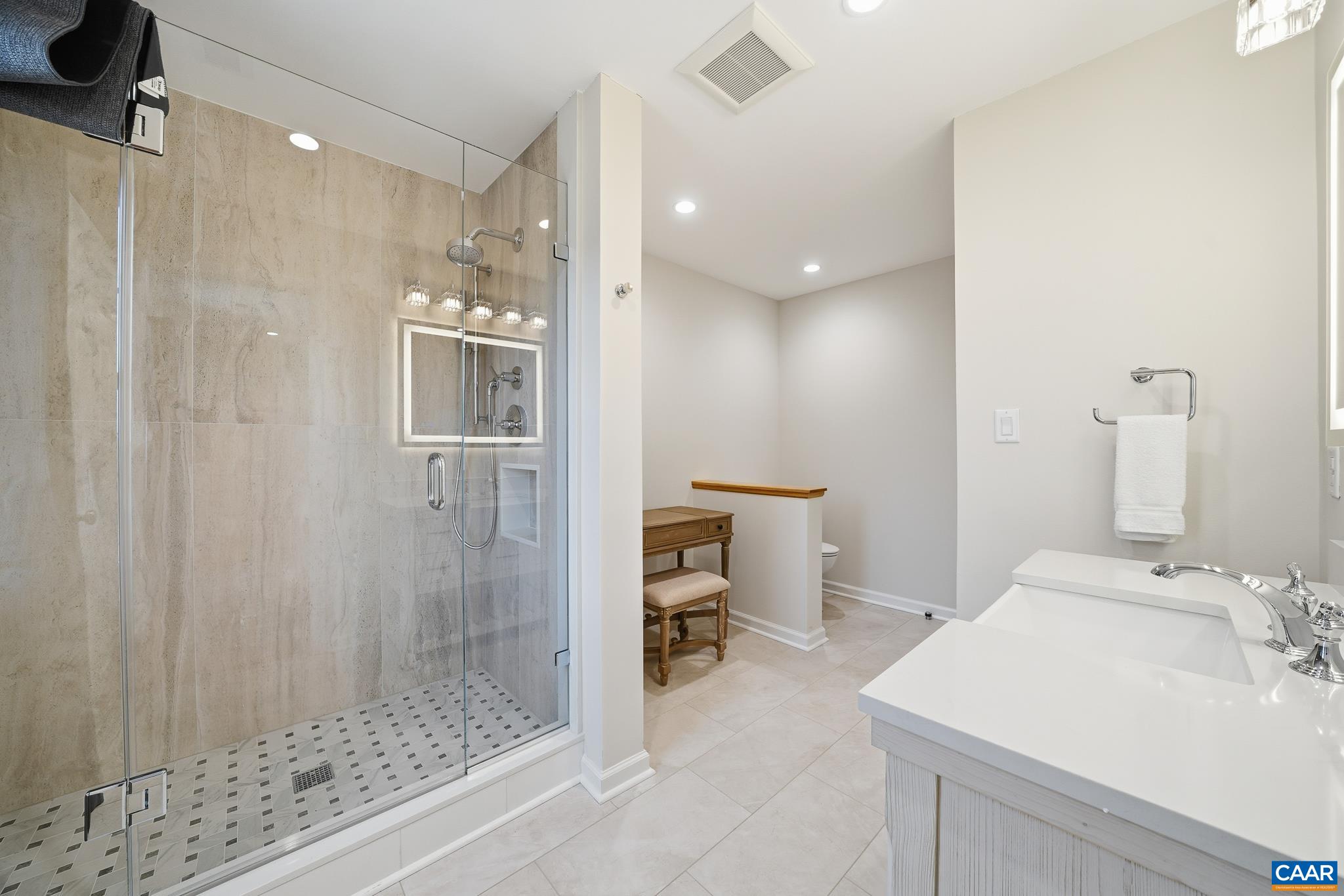 6518 JEFFERSON MILL RD, SCOTTSVILLE, Virginia 24590, 5 Bedrooms Bedrooms, ,3 BathroomsBathrooms,Residential,Colonial Home on 25 acres Near Charlottesville,6518 JEFFERSON MILL RD,675957 MLS # 675957