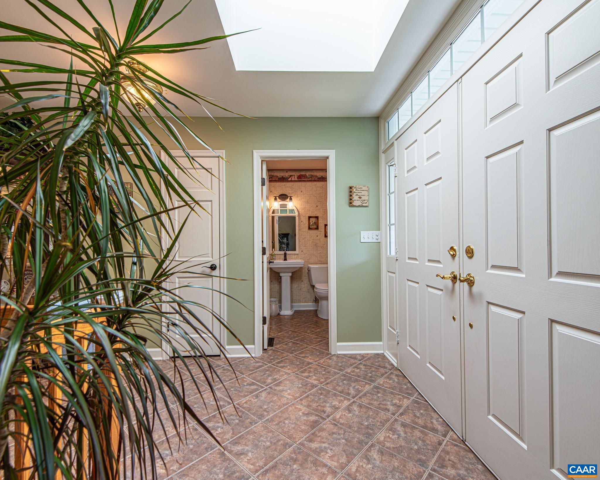 1089 BROKEN ISLAND RD, PALMYRA, Virginia 22963, 4 Bedrooms Bedrooms, ,3 BathroomsBathrooms,Residential,Old Cedars Lodge,1089 BROKEN ISLAND RD,675960 MLS # 675960