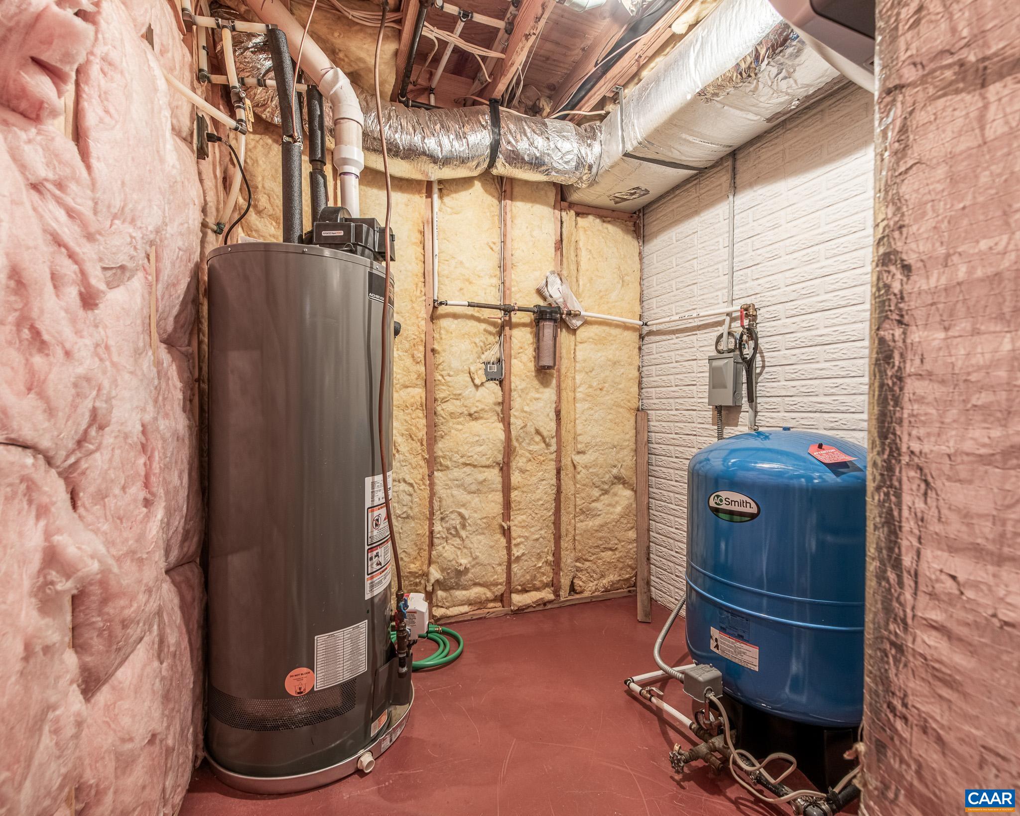 1089 BROKEN ISLAND RD, PALMYRA, Virginia 22963, 4 Bedrooms Bedrooms, ,3 BathroomsBathrooms,Residential,Old Cedars Lodge,1089 BROKEN ISLAND RD,675960 MLS # 675960