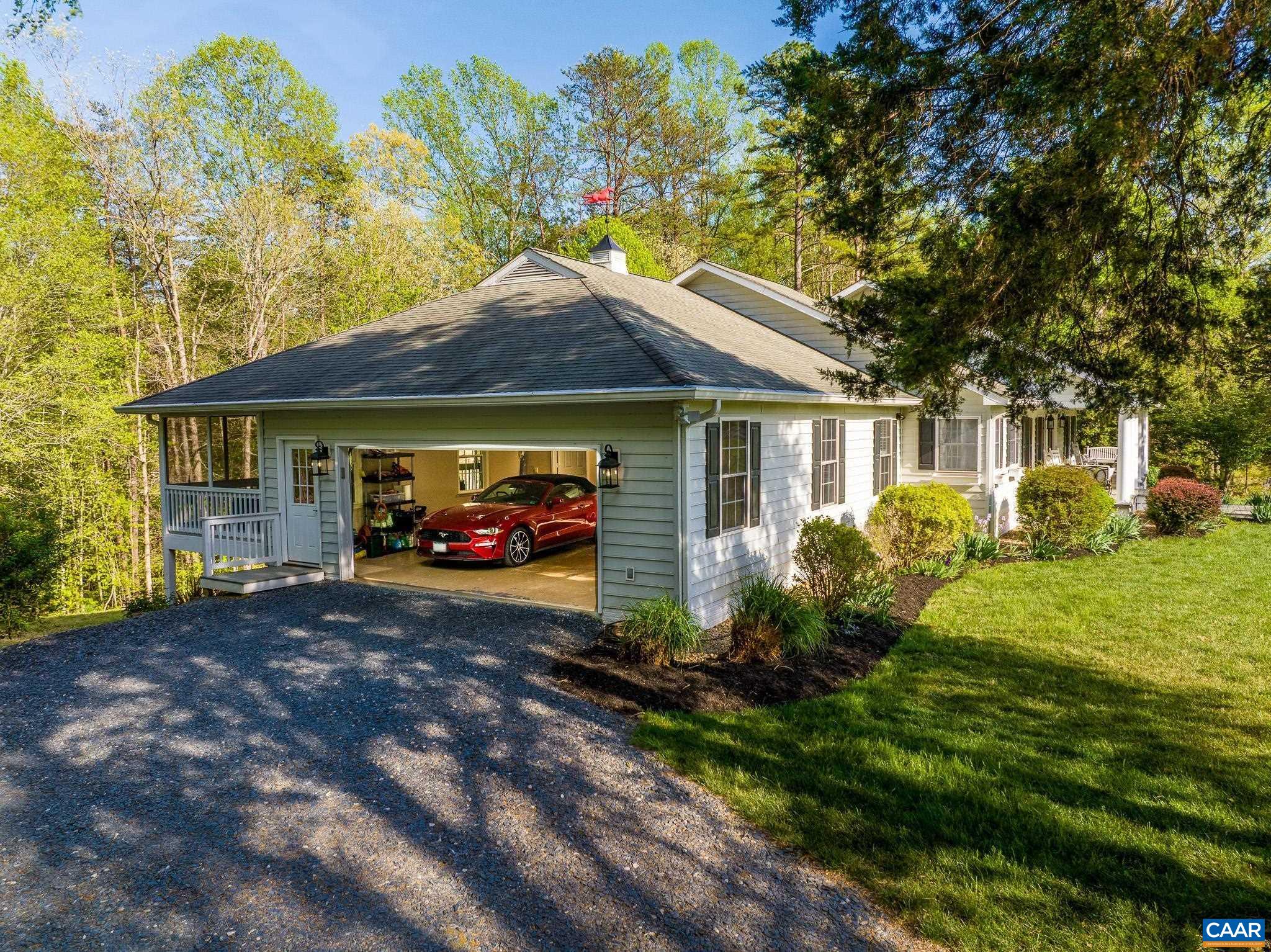 1089 BROKEN ISLAND RD, PALMYRA, Virginia 22963, 4 Bedrooms Bedrooms, ,3 BathroomsBathrooms,Residential,Old Cedars Lodge,1089 BROKEN ISLAND RD,675960 MLS # 675960