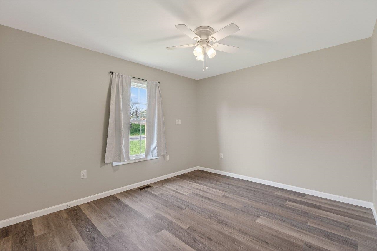 614 S SECOND ST, SHENANDOAH, Virginia 22849, 3 Bedrooms Bedrooms, ,2 BathroomsBathrooms,Residential,614 S SECOND ST,675961 MLS # 675961