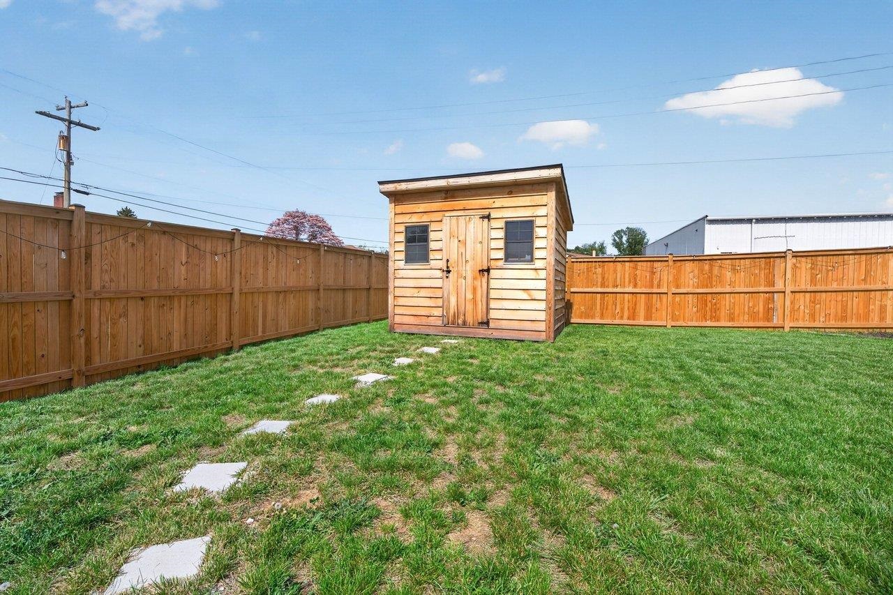 614 S SECOND ST, SHENANDOAH, Virginia 22849, 3 Bedrooms Bedrooms, ,2 BathroomsBathrooms,Residential,614 S SECOND ST,675961 MLS # 675961