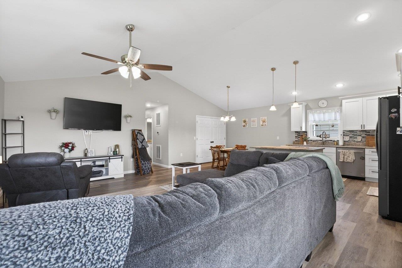 614 S SECOND ST, SHENANDOAH, Virginia 22849, 3 Bedrooms Bedrooms, ,2 BathroomsBathrooms,Residential,614 S SECOND ST,675961 MLS # 675961