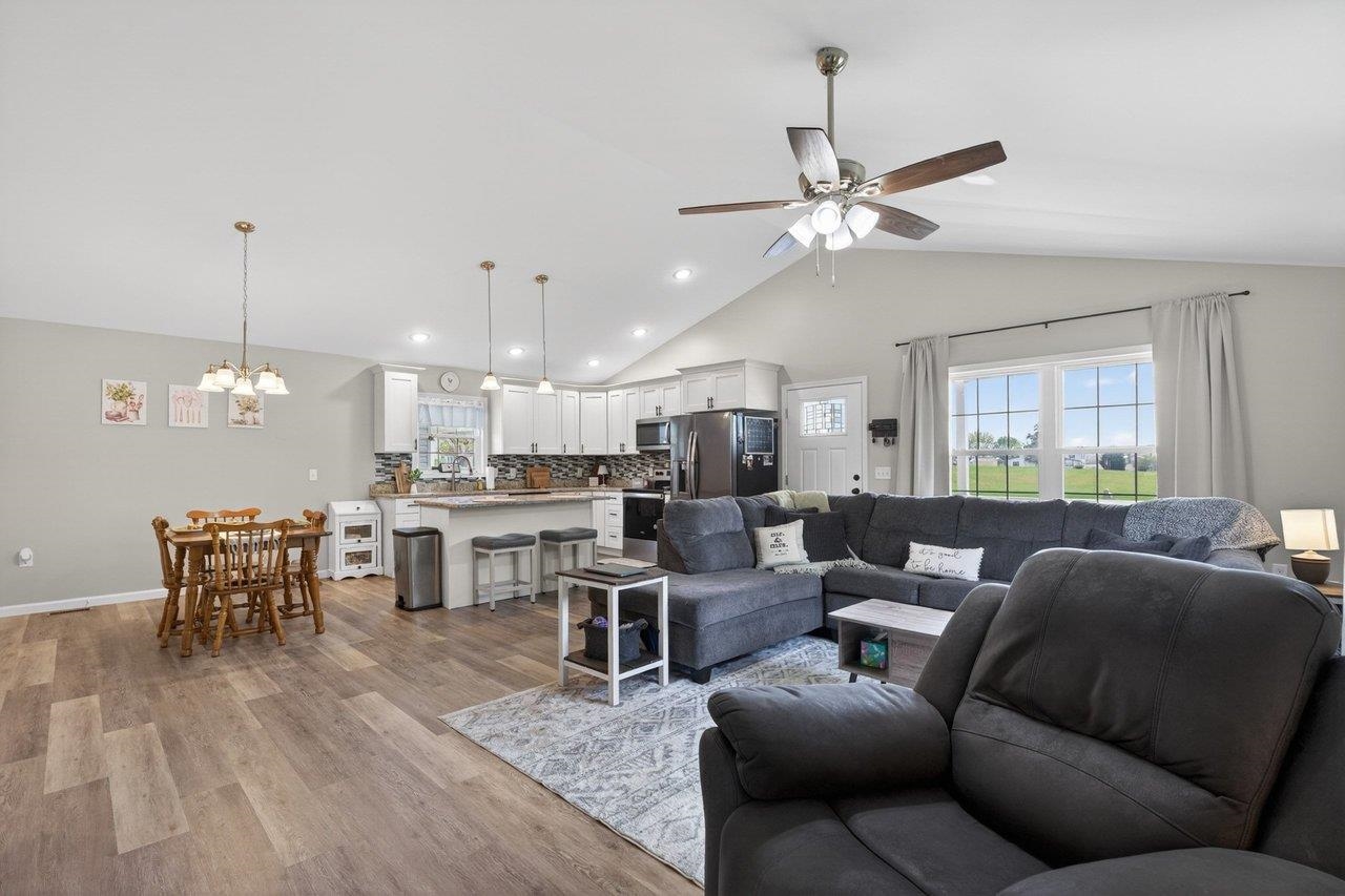 614 S SECOND ST, SHENANDOAH, Virginia 22849, 3 Bedrooms Bedrooms, ,2 BathroomsBathrooms,Residential,614 S SECOND ST,675961 MLS # 675961