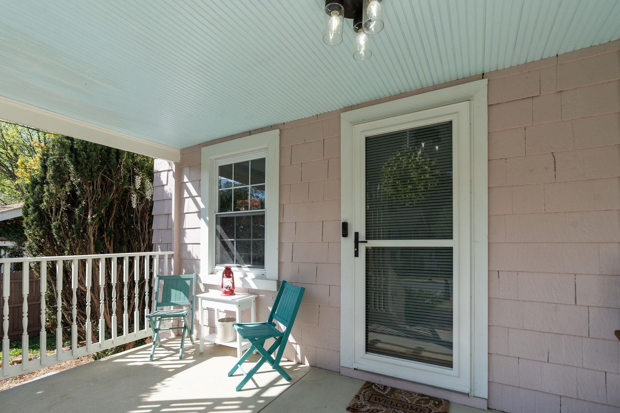 718 ALLEGHANY AVE, STAUNTON, Virginia 24401, 3 Bedrooms Bedrooms, ,2 BathroomsBathrooms,Residential,718 ALLEGHANY AVE,675962 MLS # 675962