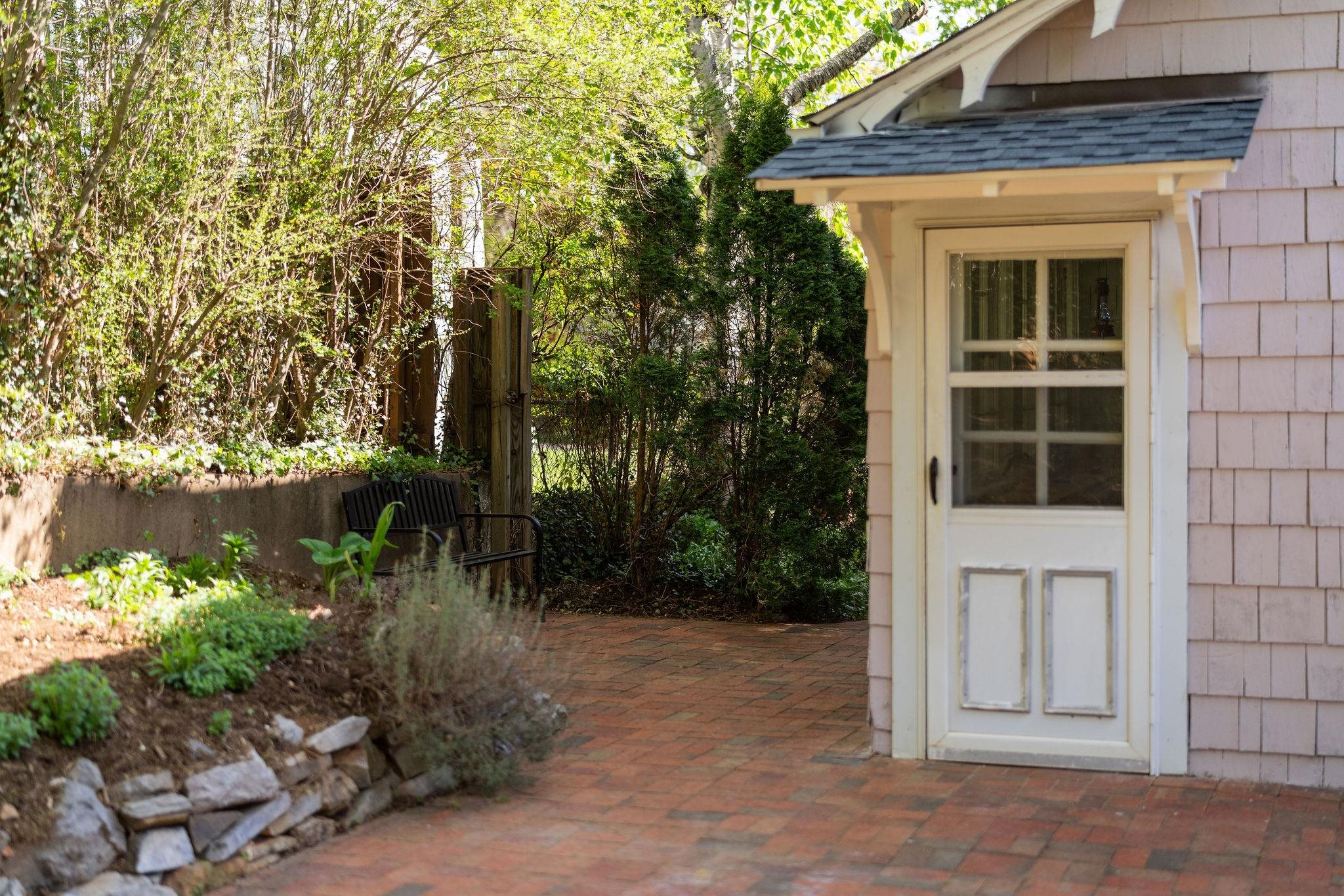 718 ALLEGHANY AVE, STAUNTON, Virginia 24401, 3 Bedrooms Bedrooms, ,2 BathroomsBathrooms,Residential,718 ALLEGHANY AVE,675962 MLS # 675962