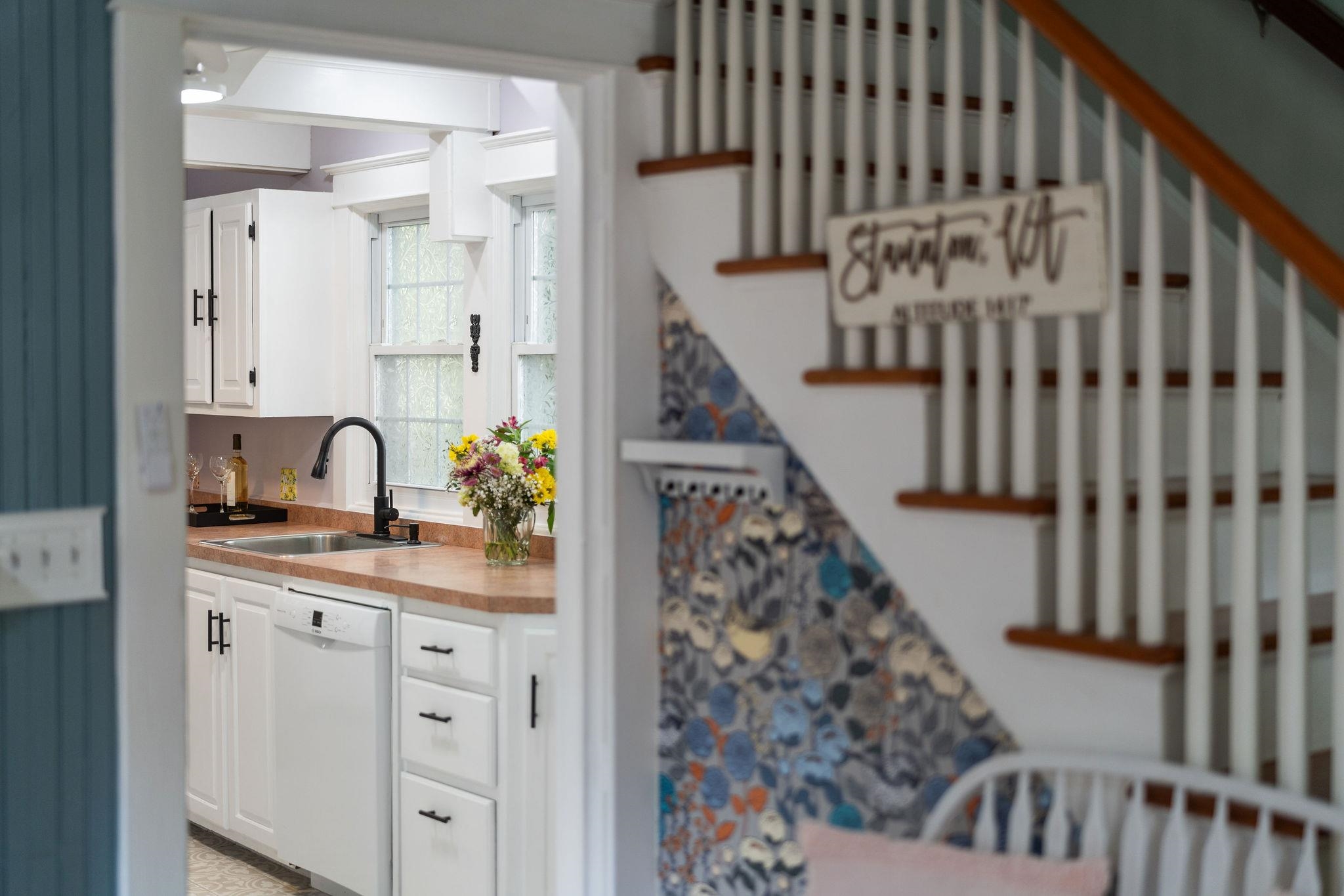 718 ALLEGHANY AVE, STAUNTON, Virginia 24401, 3 Bedrooms Bedrooms, ,2 BathroomsBathrooms,Residential,718 ALLEGHANY AVE,675962 MLS # 675962