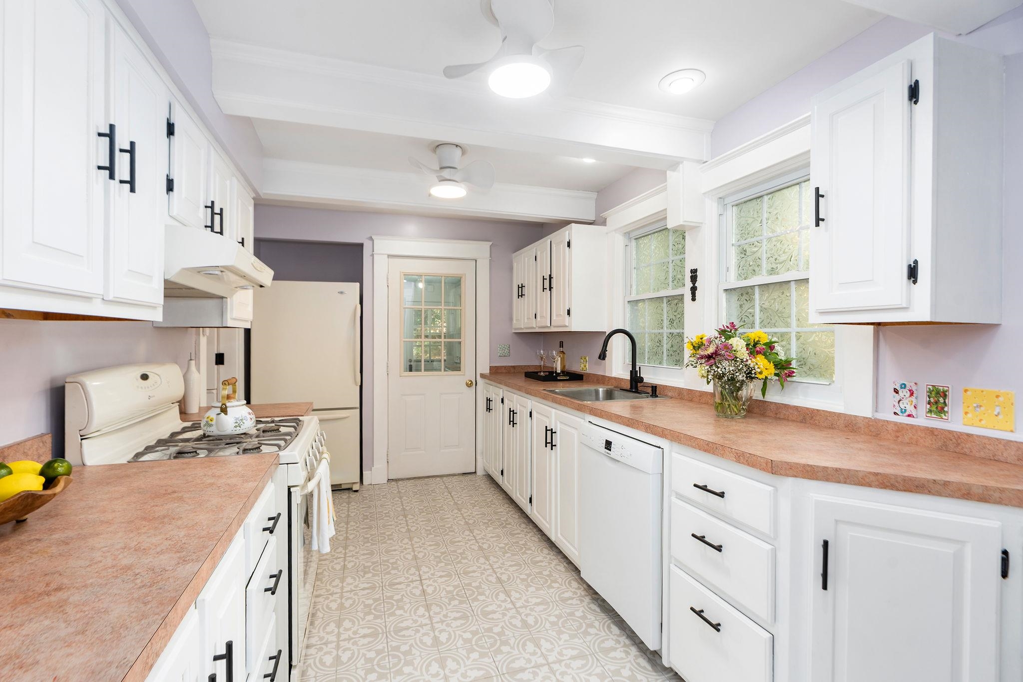 718 ALLEGHANY AVE, STAUNTON, Virginia 24401, 3 Bedrooms Bedrooms, ,2 BathroomsBathrooms,Residential,718 ALLEGHANY AVE,675962 MLS # 675962