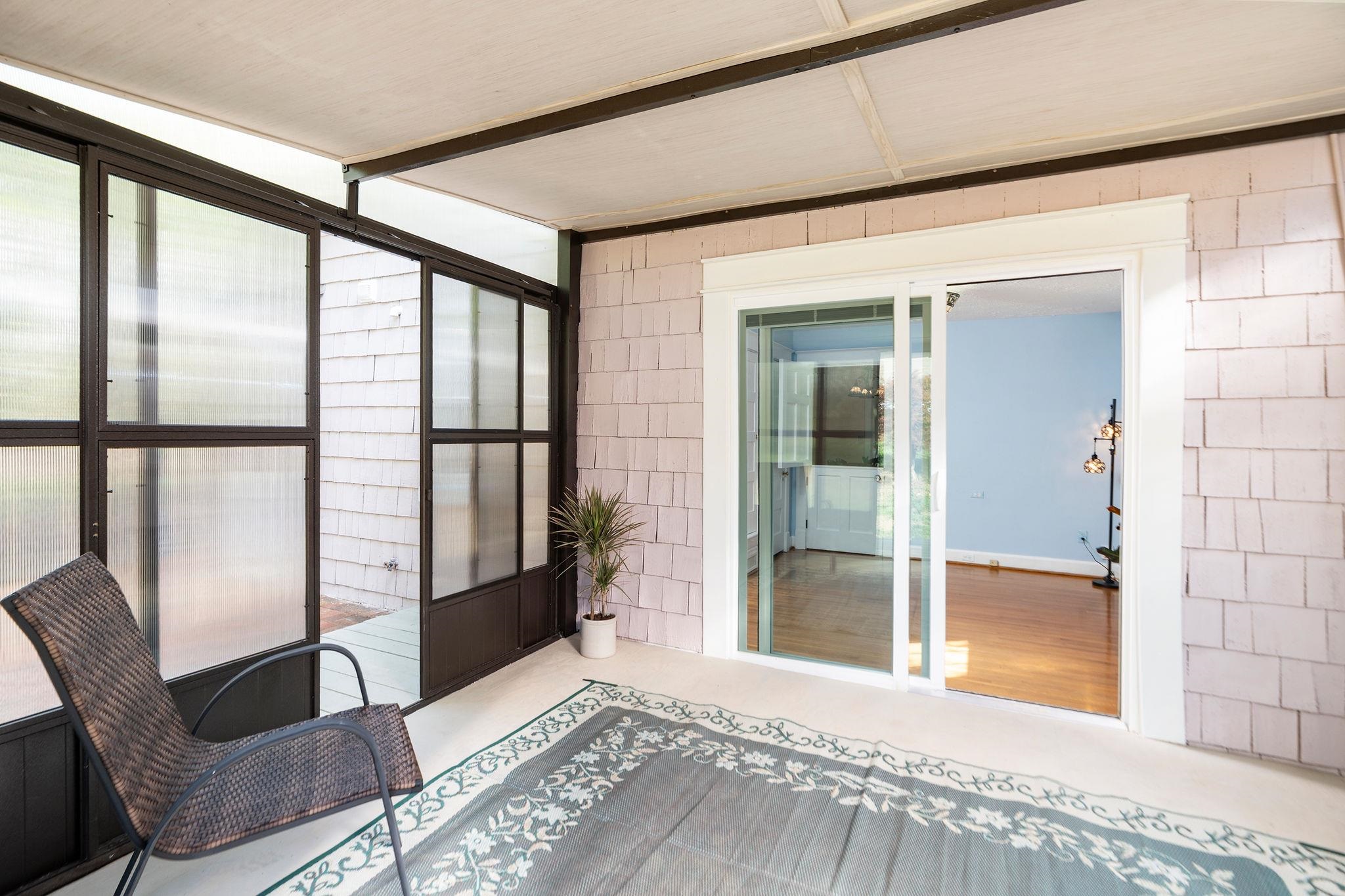 718 ALLEGHANY AVE, STAUNTON, Virginia 24401, 3 Bedrooms Bedrooms, ,2 BathroomsBathrooms,Residential,718 ALLEGHANY AVE,675962 MLS # 675962