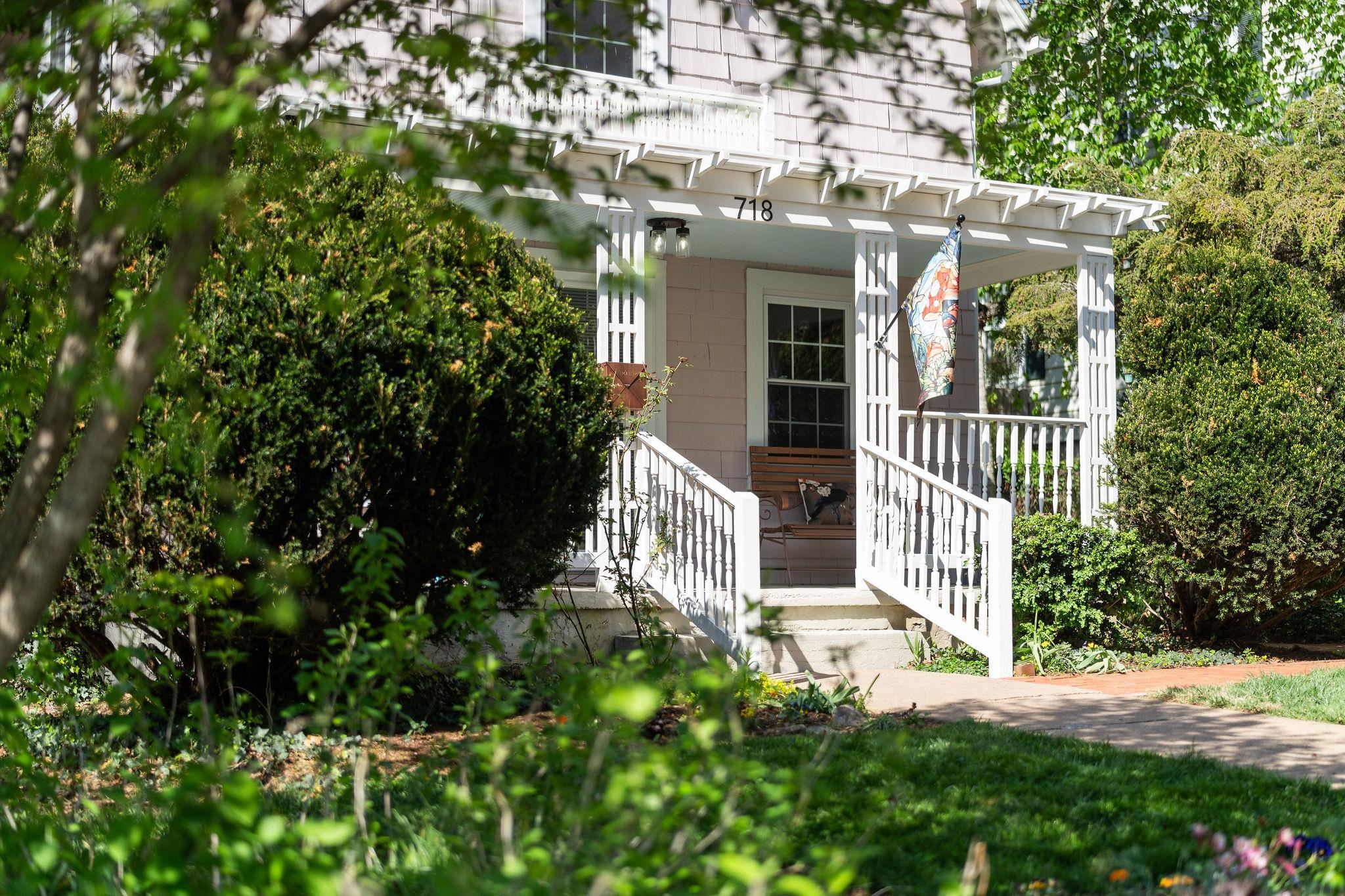 718 ALLEGHANY AVE, STAUNTON, Virginia 24401, 3 Bedrooms Bedrooms, ,2 BathroomsBathrooms,Residential,718 ALLEGHANY AVE,675962 MLS # 675962