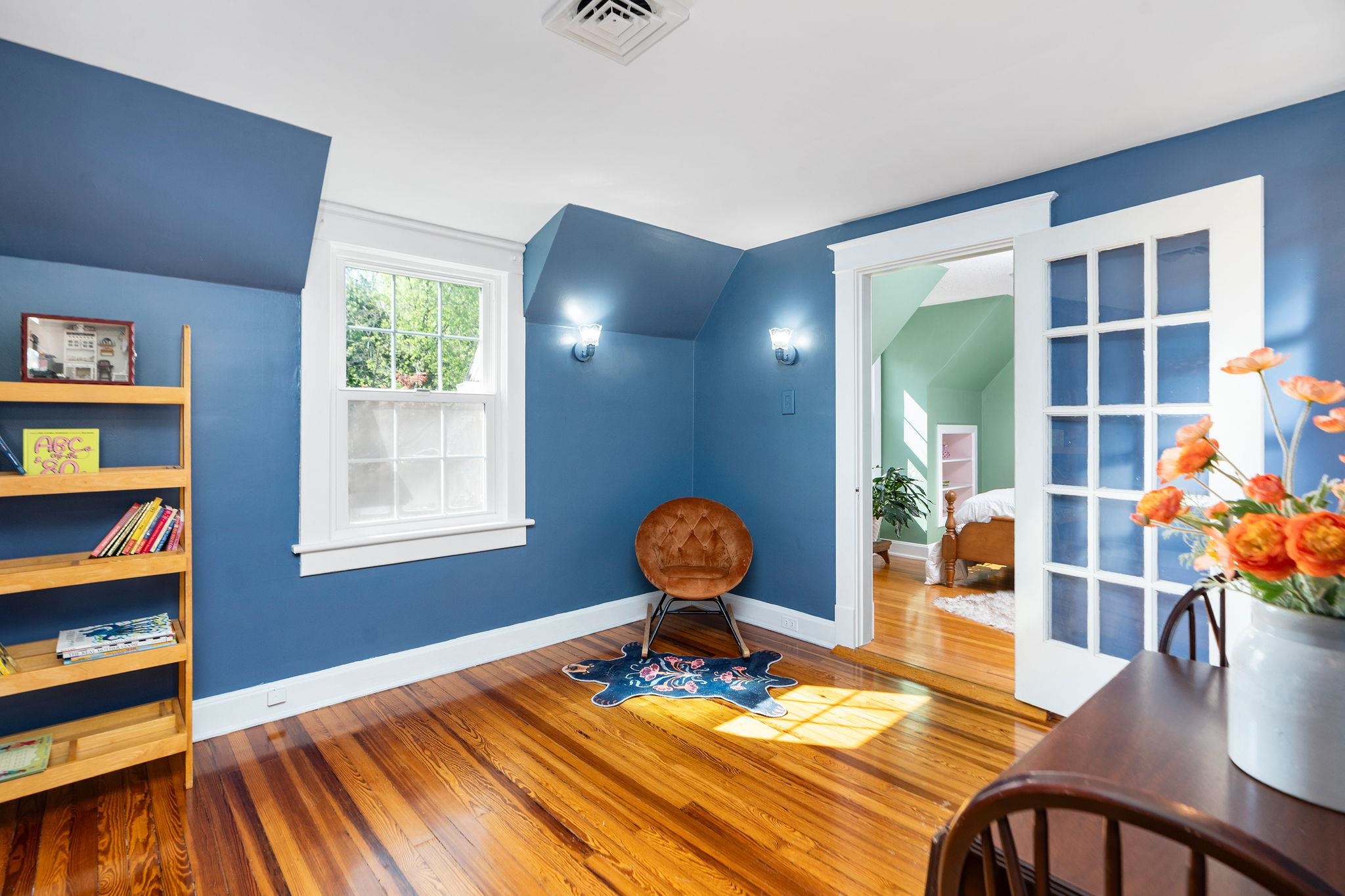 718 ALLEGHANY AVE, STAUNTON, Virginia 24401, 3 Bedrooms Bedrooms, ,2 BathroomsBathrooms,Residential,718 ALLEGHANY AVE,675962 MLS # 675962