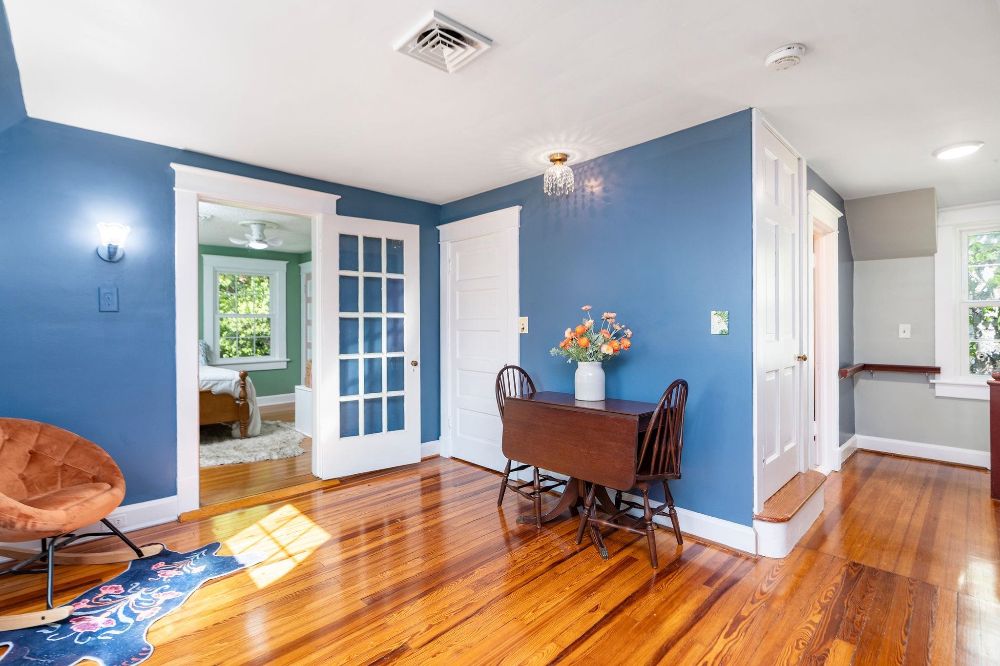 718 ALLEGHANY AVE, STAUNTON, Virginia 24401, 3 Bedrooms Bedrooms, ,2 BathroomsBathrooms,Residential,718 ALLEGHANY AVE,675962 MLS # 675962