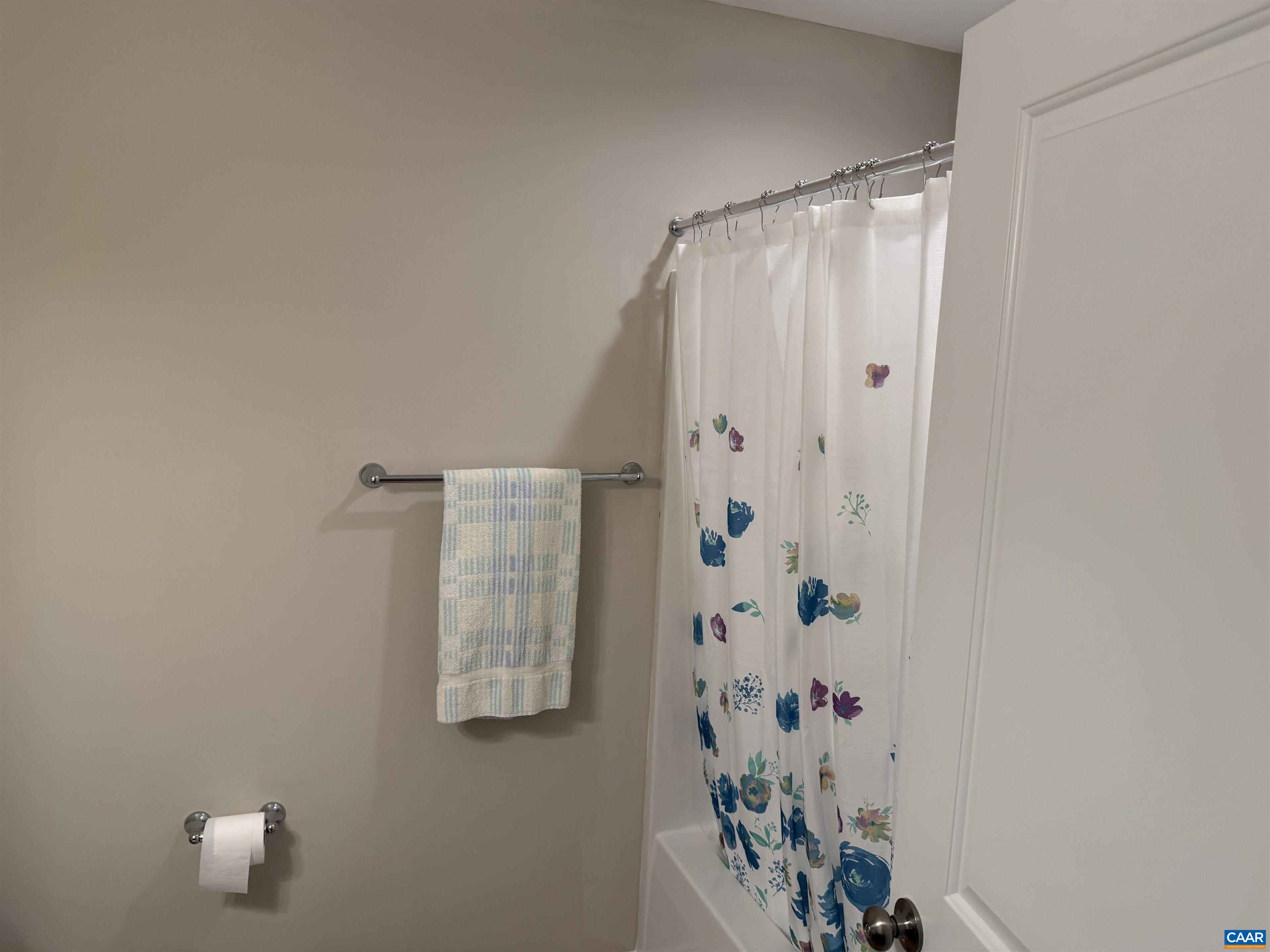 1444 SCHOOL BUS RD, LOUISA, Virginia 23093, 3 Bedrooms Bedrooms, ,2 BathroomsBathrooms,Residential,Paradise Found,1444 SCHOOL BUS RD,675965 MLS # 675965