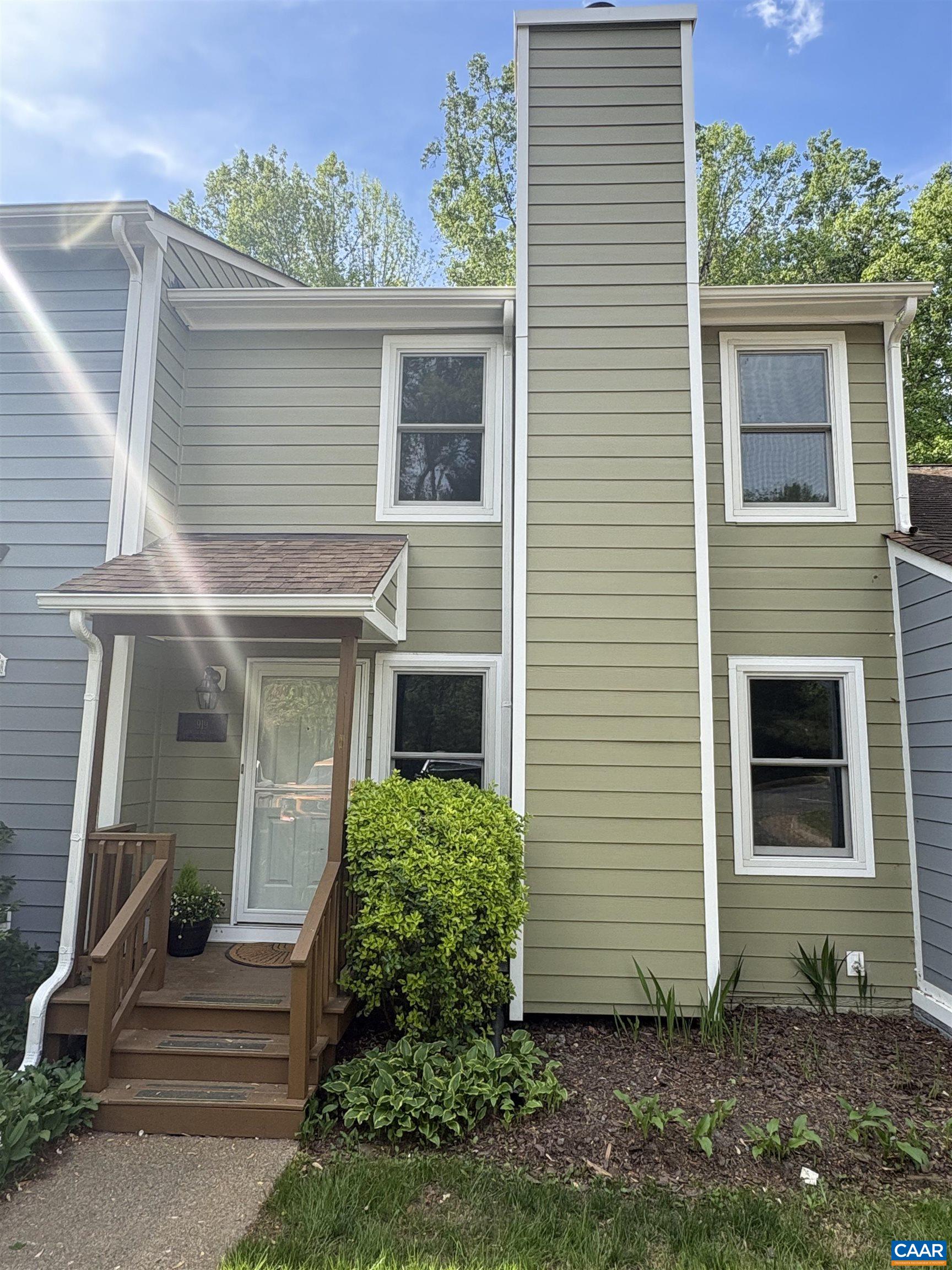 919 STONEHENGE RD, CHARLOTTESVILLE, Virginia 22901, 3 Bedrooms Bedrooms, ,2 BathroomsBathrooms,Residential,919 STONEHENGE RD,675986 MLS # 675986