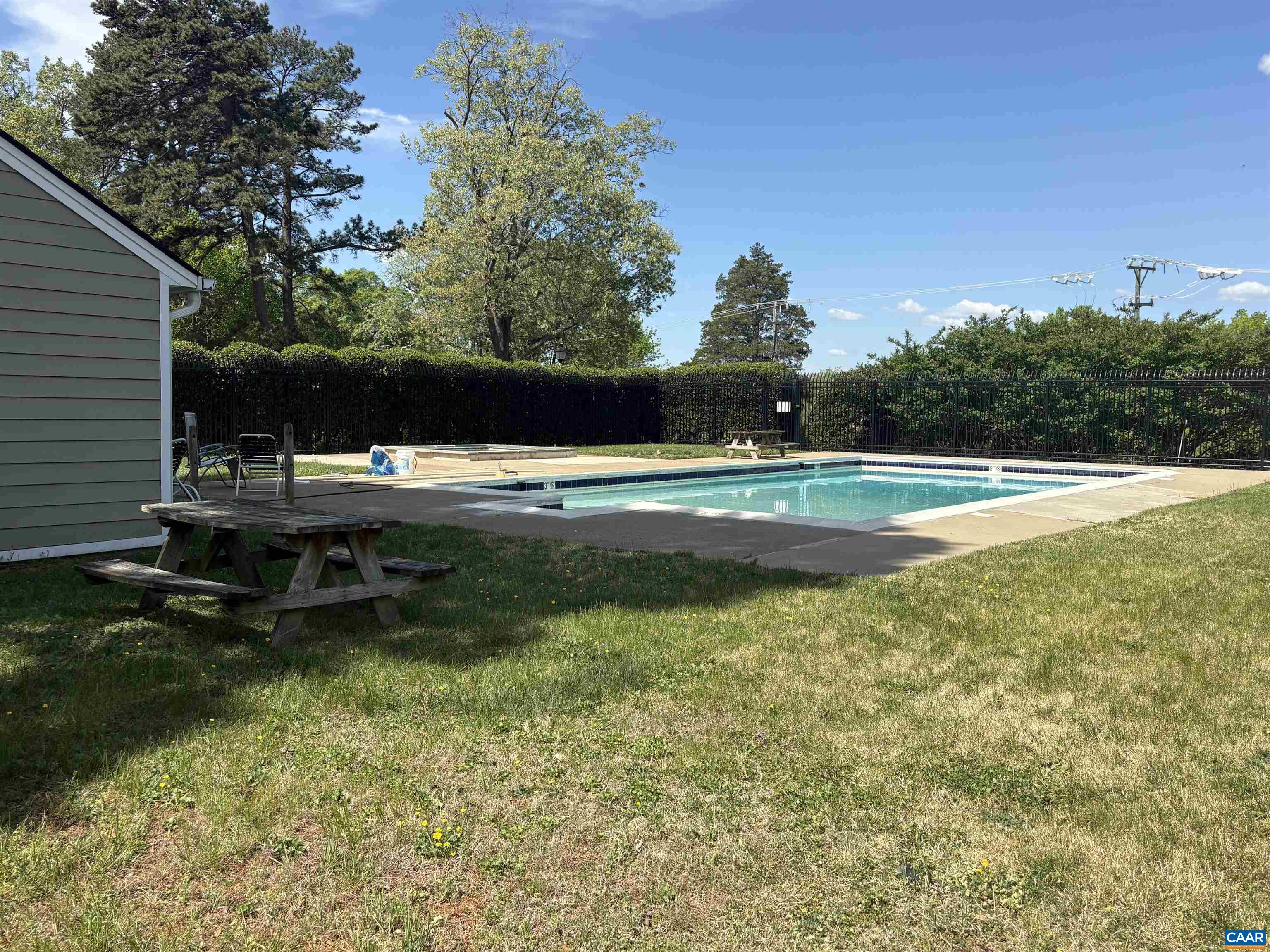 919 STONEHENGE RD, CHARLOTTESVILLE, Virginia 22901, 3 Bedrooms Bedrooms, ,2 BathroomsBathrooms,Residential,919 STONEHENGE RD,675986 MLS # 675986