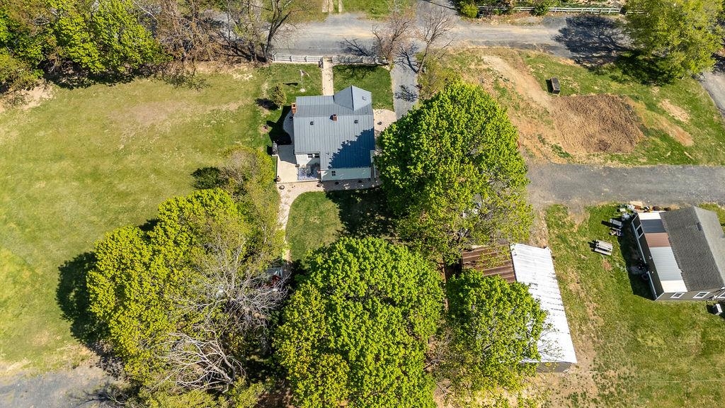 18 BARTLEY ST, STAUNTON, Virginia 24401, 2 Bedrooms Bedrooms, ,1 BathroomBathrooms,Residential,18 BARTLEY ST,675987 MLS # 675987