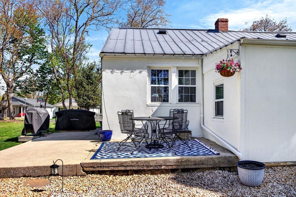 18 BARTLEY ST, STAUNTON, Virginia 24401, 2 Bedrooms Bedrooms, ,1 BathroomBathrooms,Residential,18 BARTLEY ST,675987 MLS # 675987