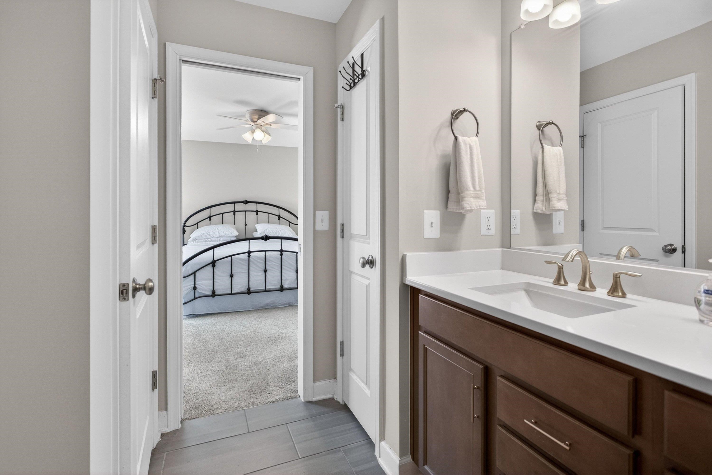 3224 MARION SQ, ROCKINGHAM, Virginia 22801, 3 Bedrooms Bedrooms, ,2 BathroomsBathrooms,Residential,3224 MARION SQ,675966 MLS # 675966