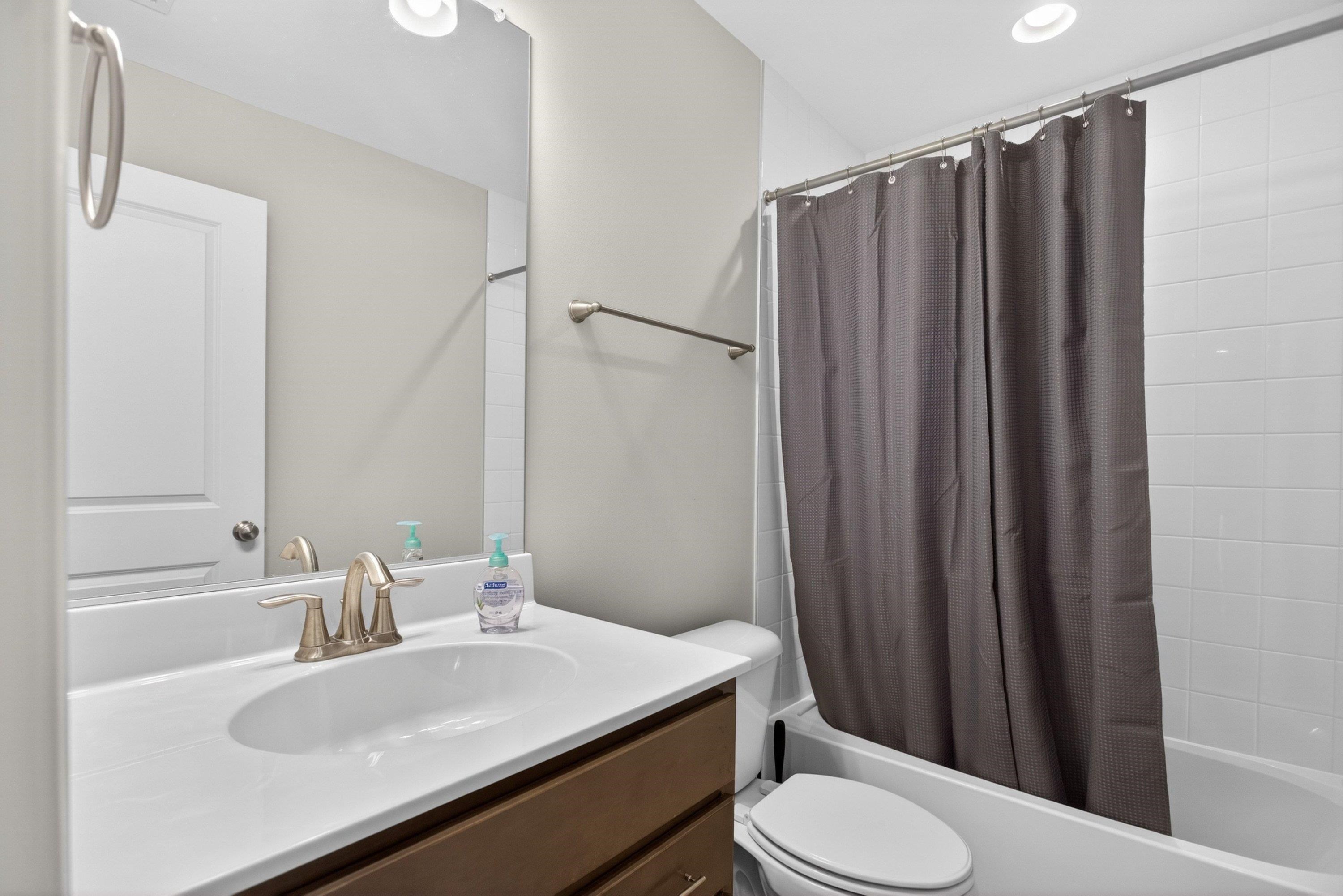 3224 MARION SQ, ROCKINGHAM, Virginia 22801, 3 Bedrooms Bedrooms, ,2 BathroomsBathrooms,Residential,3224 MARION SQ,675966 MLS # 675966