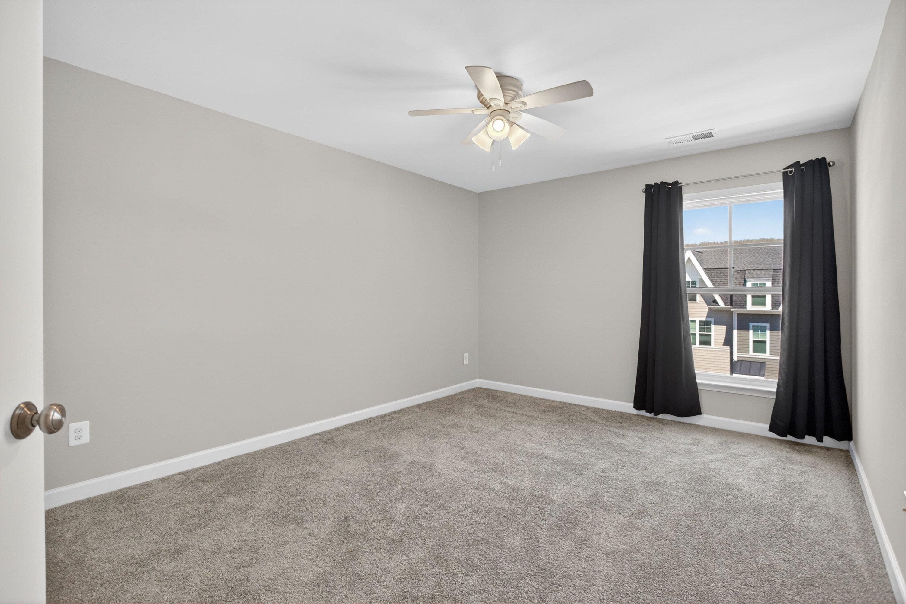 3224 MARION SQ, ROCKINGHAM, Virginia 22801, 3 Bedrooms Bedrooms, ,2 BathroomsBathrooms,Residential,3224 MARION SQ,675966 MLS # 675966