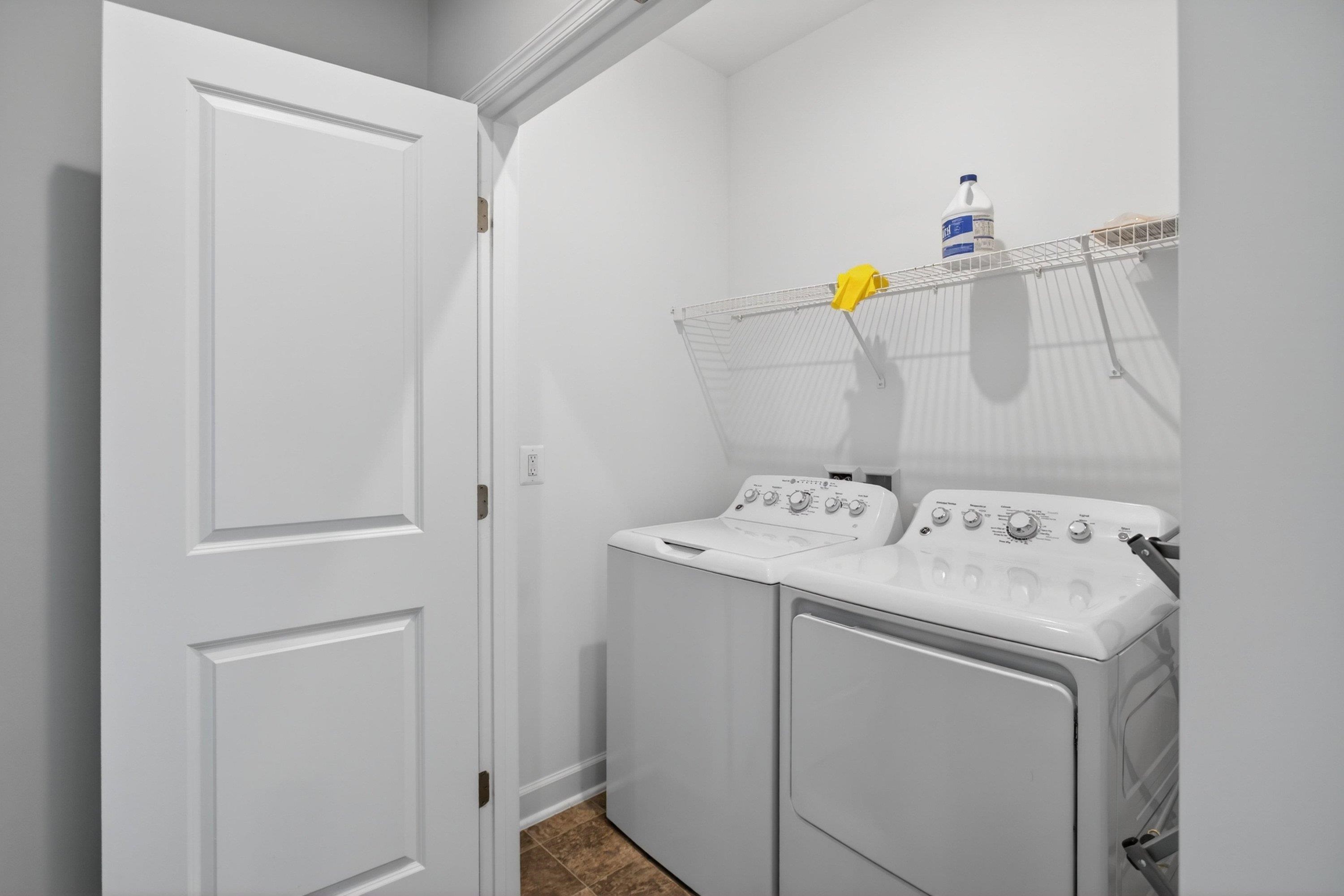 3224 MARION SQ, ROCKINGHAM, Virginia 22801, 3 Bedrooms Bedrooms, ,2 BathroomsBathrooms,Residential,3224 MARION SQ,675966 MLS # 675966