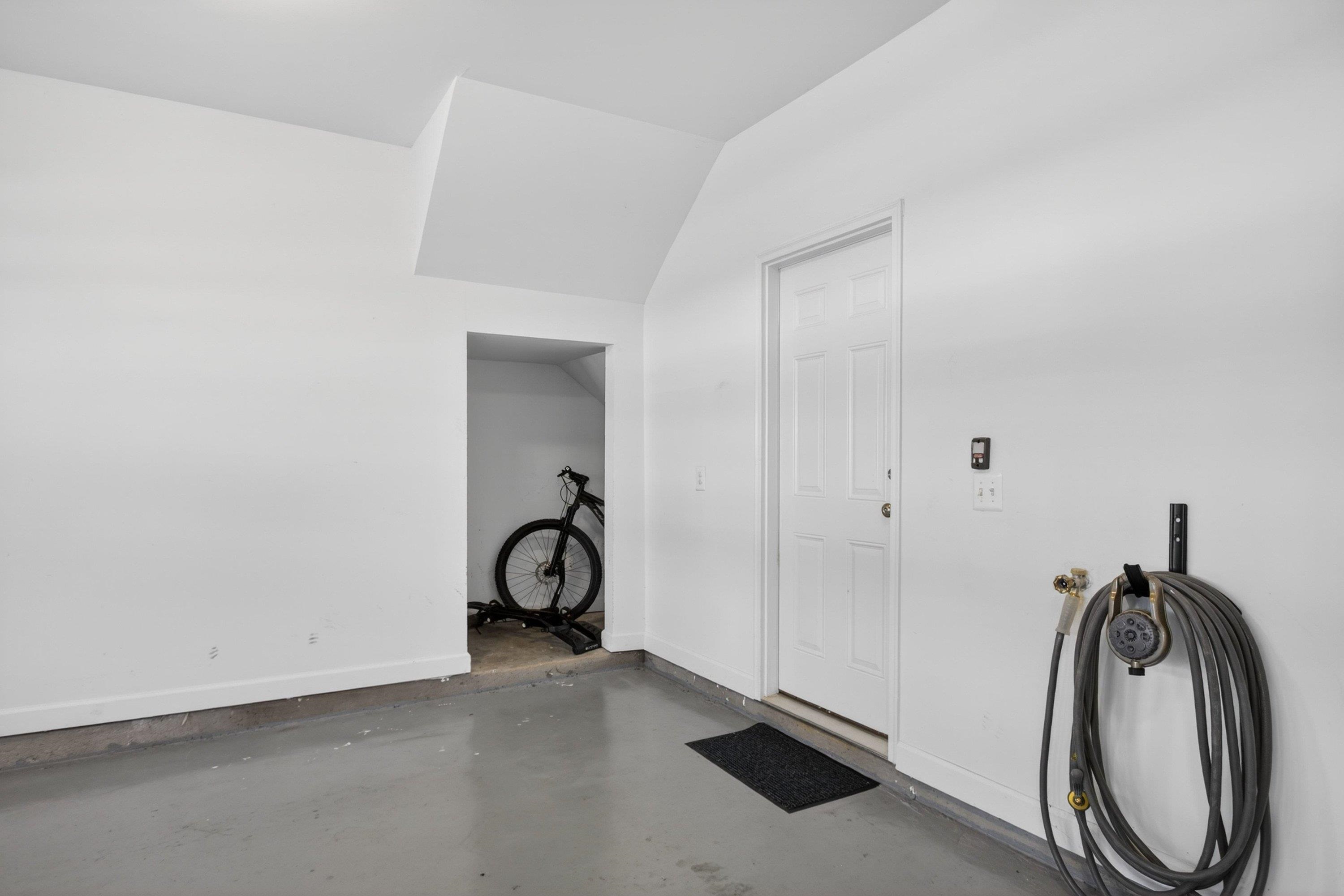 3224 MARION SQ, ROCKINGHAM, Virginia 22801, 3 Bedrooms Bedrooms, ,2 BathroomsBathrooms,Residential,3224 MARION SQ,675966 MLS # 675966