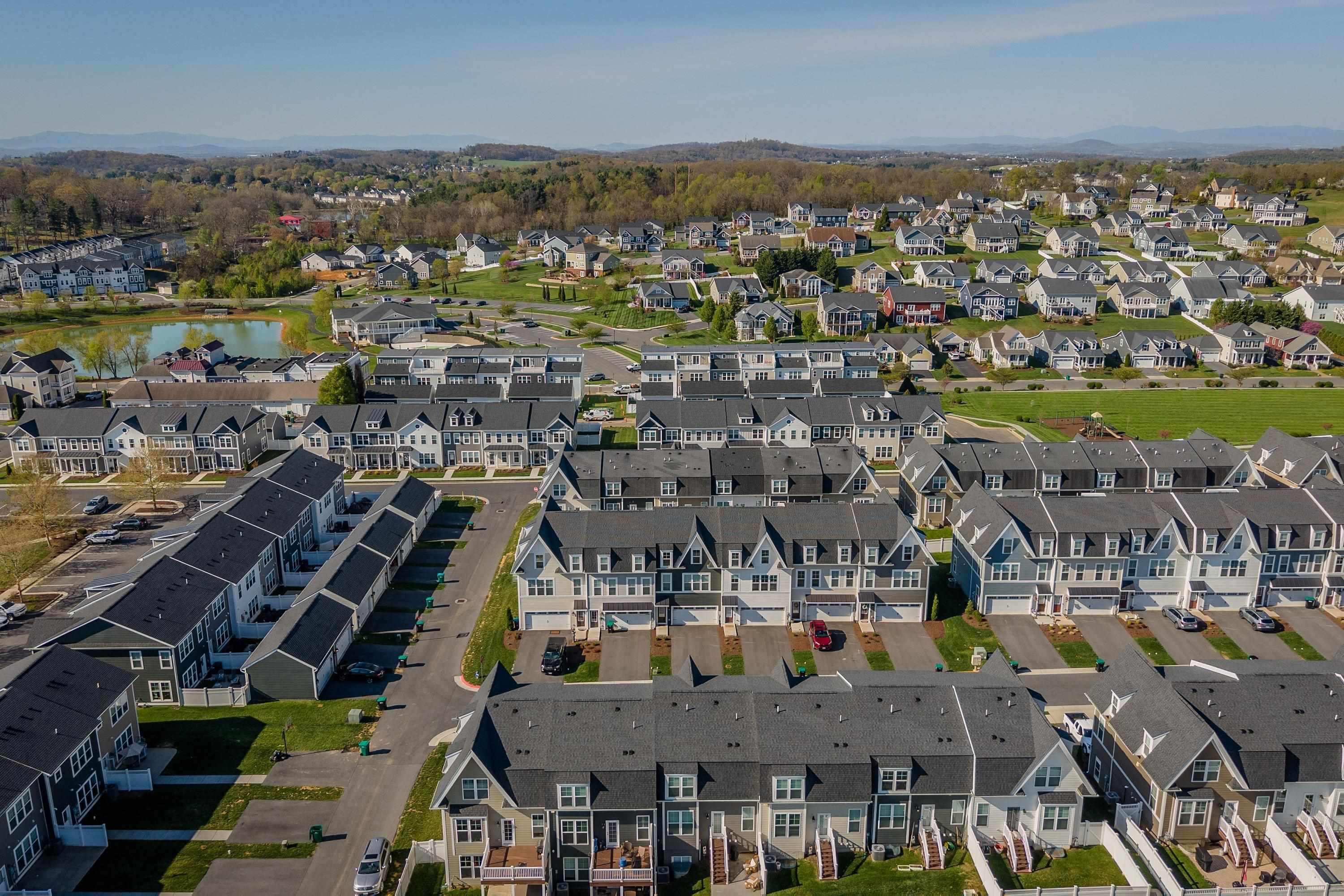 3224 MARION SQ, ROCKINGHAM, Virginia 22801, 3 Bedrooms Bedrooms, ,2 BathroomsBathrooms,Residential,3224 MARION SQ,675966 MLS # 675966