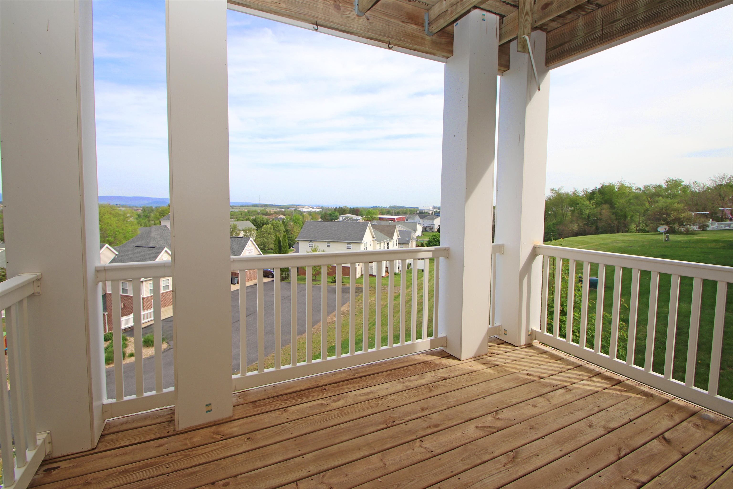 1218 OLD RICHMOND CIR, HARRISONBURG, Virginia 22802, 2 Bedrooms Bedrooms, ,3 BathroomsBathrooms,Residential,1218 OLD RICHMOND CIR,675967 MLS # 675967