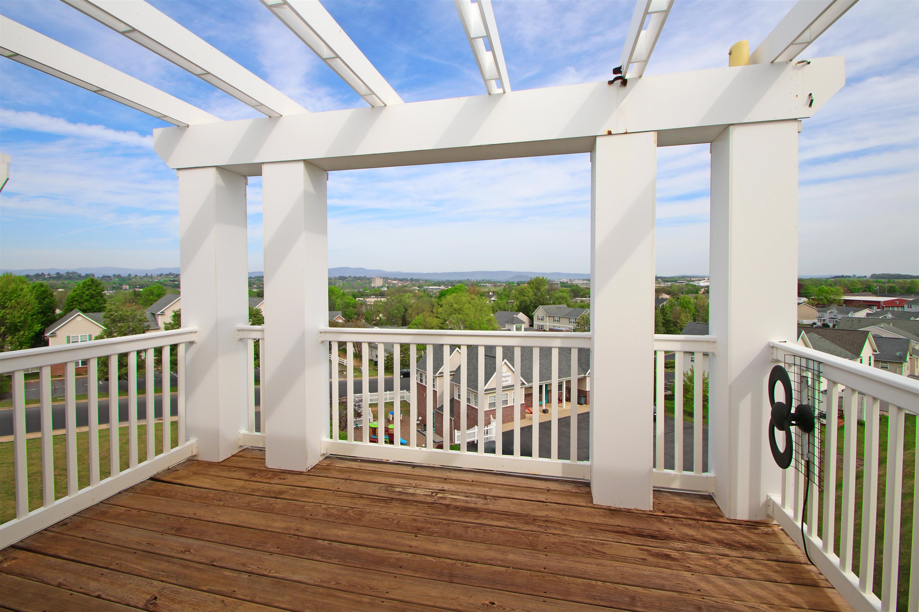 1218 OLD RICHMOND CIR, HARRISONBURG, Virginia 22802, 2 Bedrooms Bedrooms, ,3 BathroomsBathrooms,Residential,1218 OLD RICHMOND CIR,675967 MLS # 675967