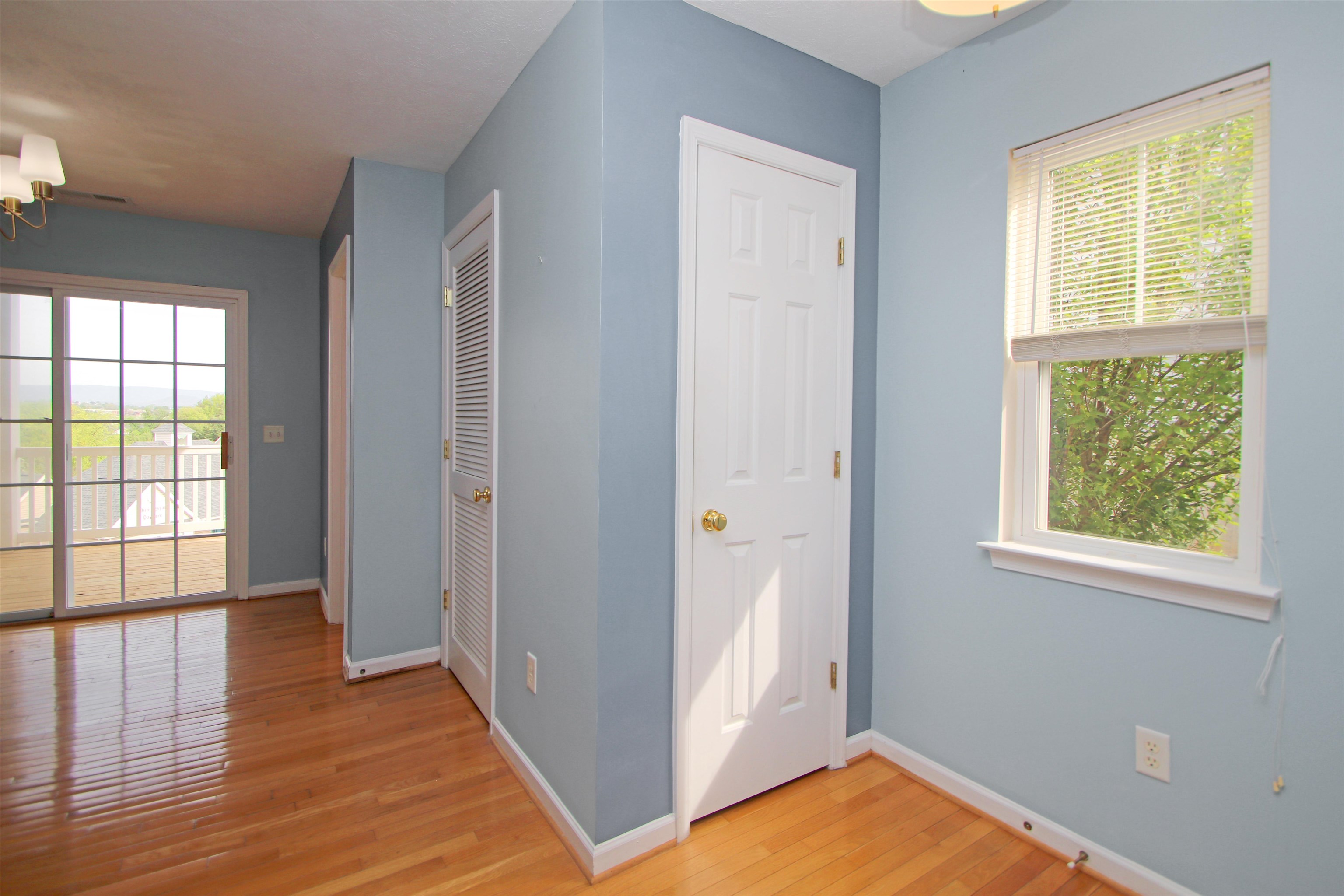 1218 OLD RICHMOND CIR, HARRISONBURG, Virginia 22802, 2 Bedrooms Bedrooms, ,3 BathroomsBathrooms,Residential,1218 OLD RICHMOND CIR,675967 MLS # 675967