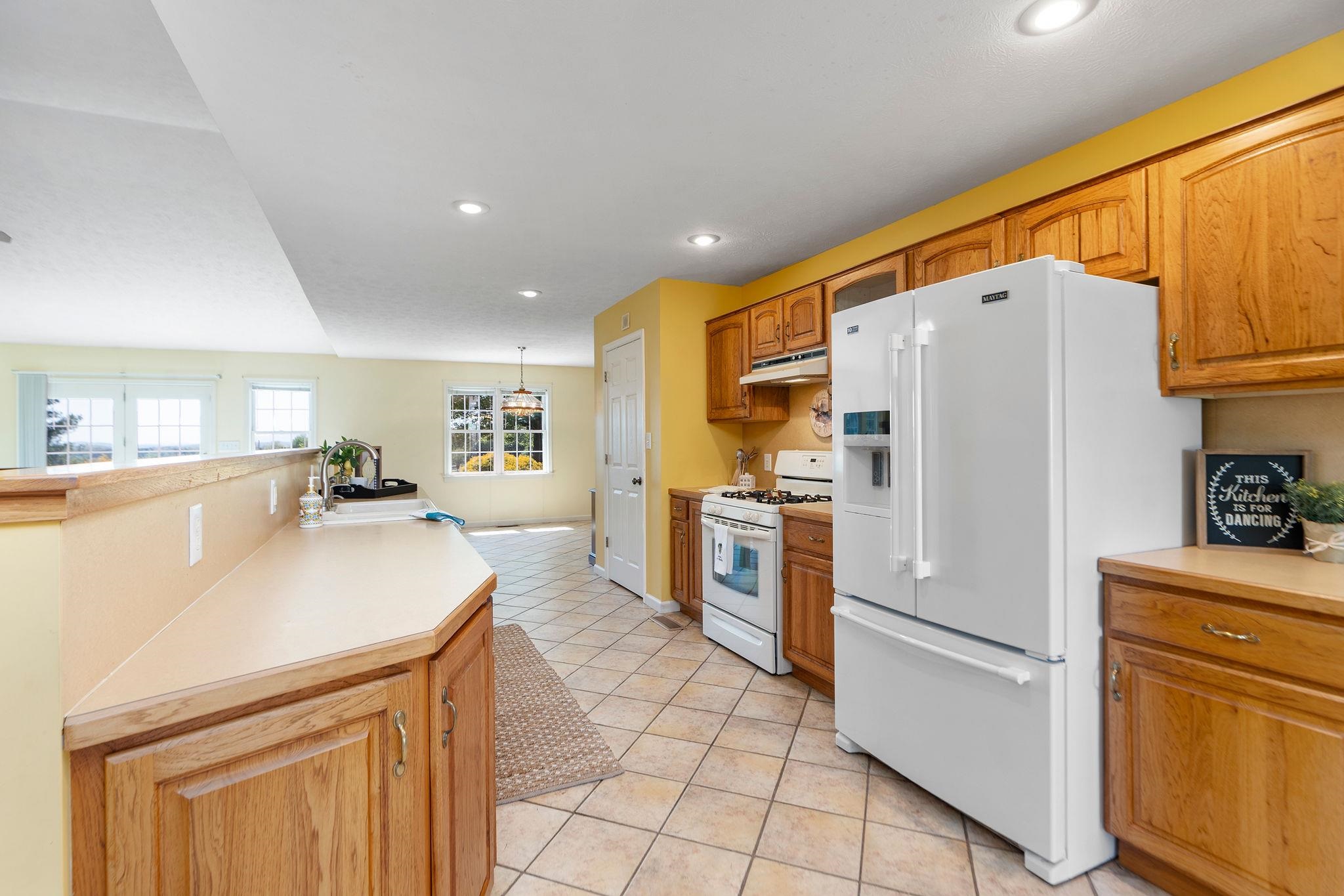 92 FIELDHAVEN DR, STAUNTON, Virginia 24401, 3 Bedrooms Bedrooms, ,3 BathroomsBathrooms,Residential,92 FIELDHAVEN DR,675972 MLS # 675972