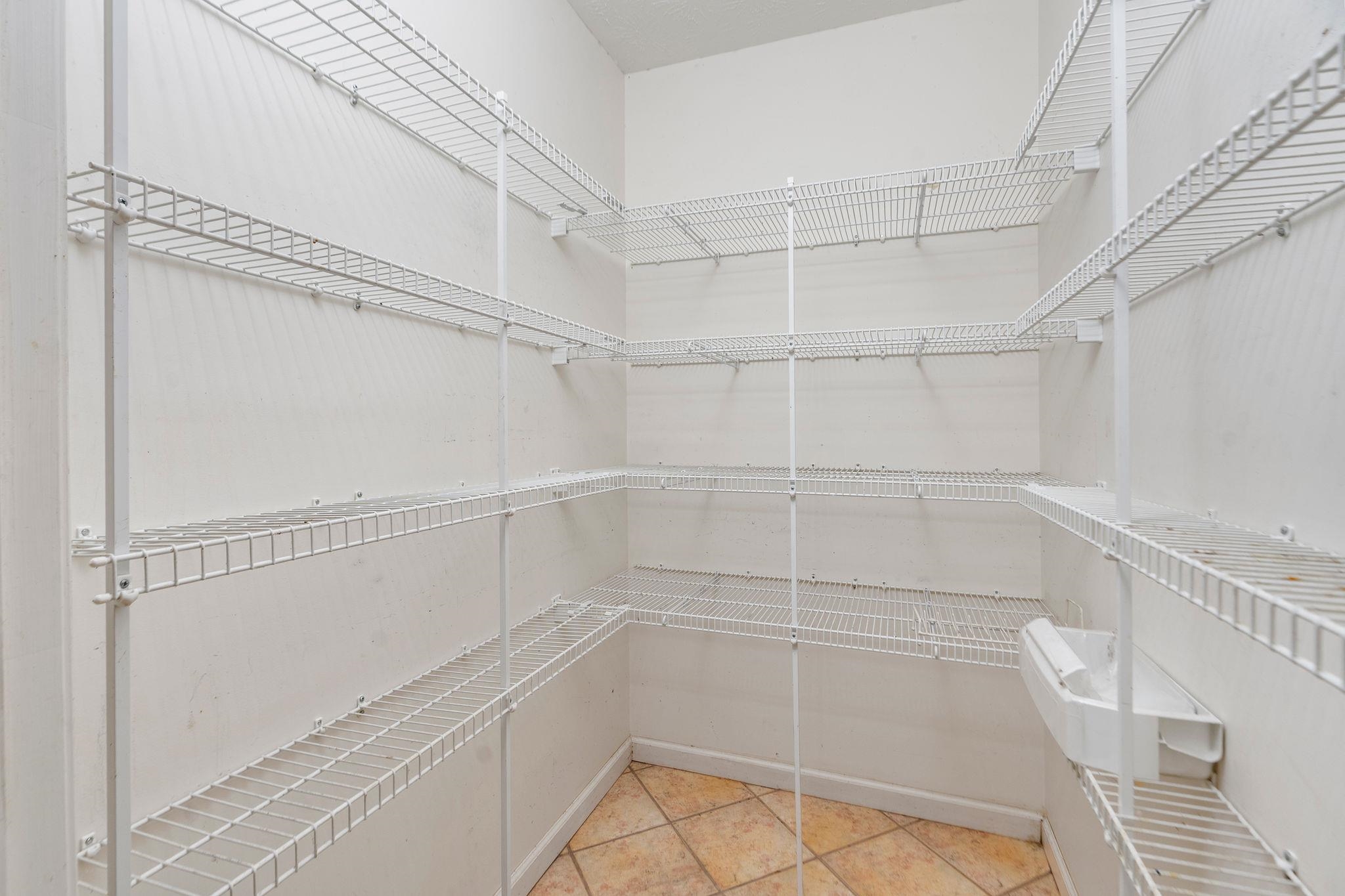 92 FIELDHAVEN DR, STAUNTON, Virginia 24401, 3 Bedrooms Bedrooms, ,3 BathroomsBathrooms,Residential,92 FIELDHAVEN DR,675972 MLS # 675972