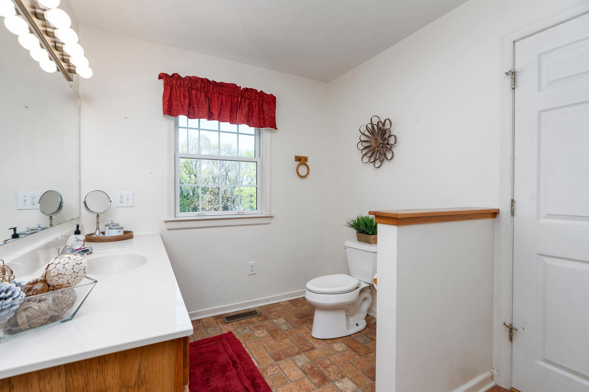 92 FIELDHAVEN DR, STAUNTON, Virginia 24401, 3 Bedrooms Bedrooms, ,3 BathroomsBathrooms,Residential,92 FIELDHAVEN DR,675972 MLS # 675972