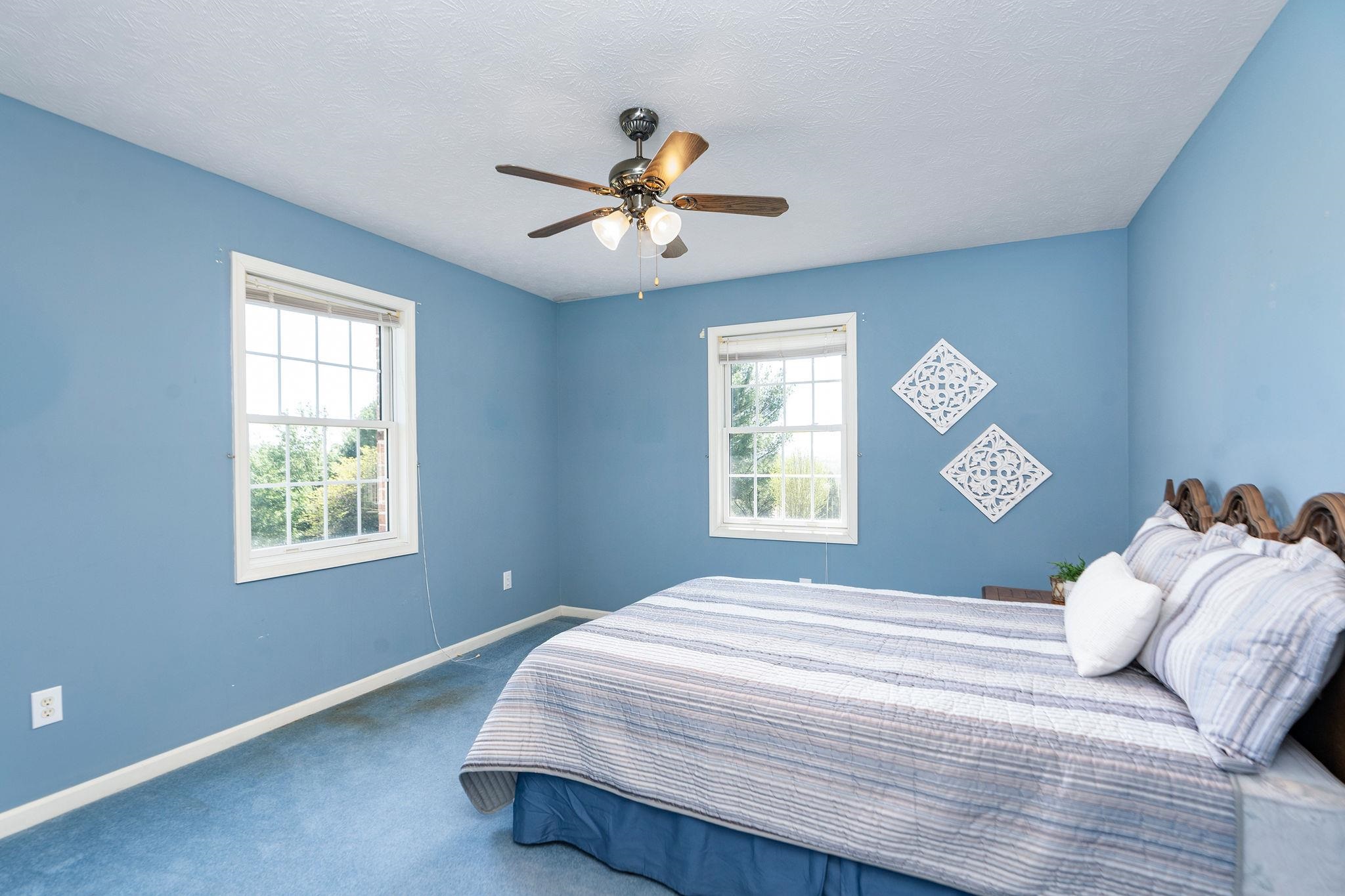 92 FIELDHAVEN DR, STAUNTON, Virginia 24401, 3 Bedrooms Bedrooms, ,3 BathroomsBathrooms,Residential,92 FIELDHAVEN DR,675972 MLS # 675972