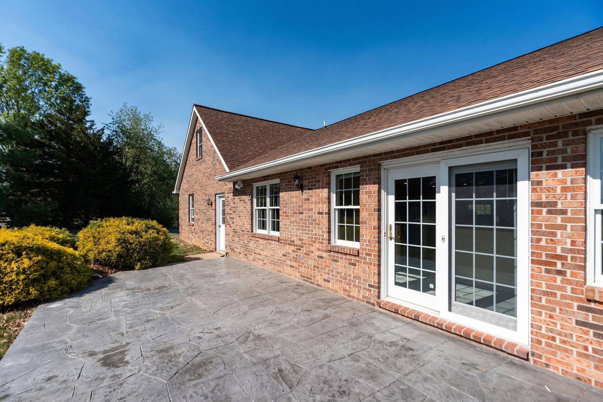 92 FIELDHAVEN DR, STAUNTON, Virginia 24401, 3 Bedrooms Bedrooms, ,3 BathroomsBathrooms,Residential,92 FIELDHAVEN DR,675972 MLS # 675972