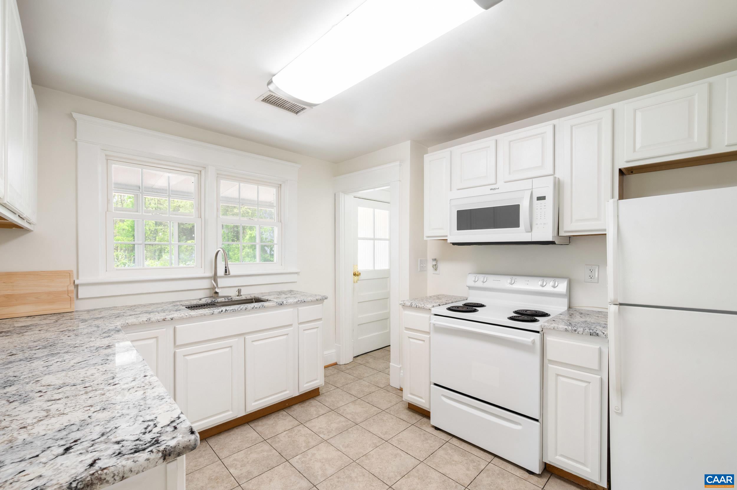 4973 RICHMOND RD, KESWICK, Virginia 22947, 2 Bedrooms Bedrooms, ,2 BathroomsBathrooms,Residential,4973 RICHMOND RD,675973 MLS # 675973