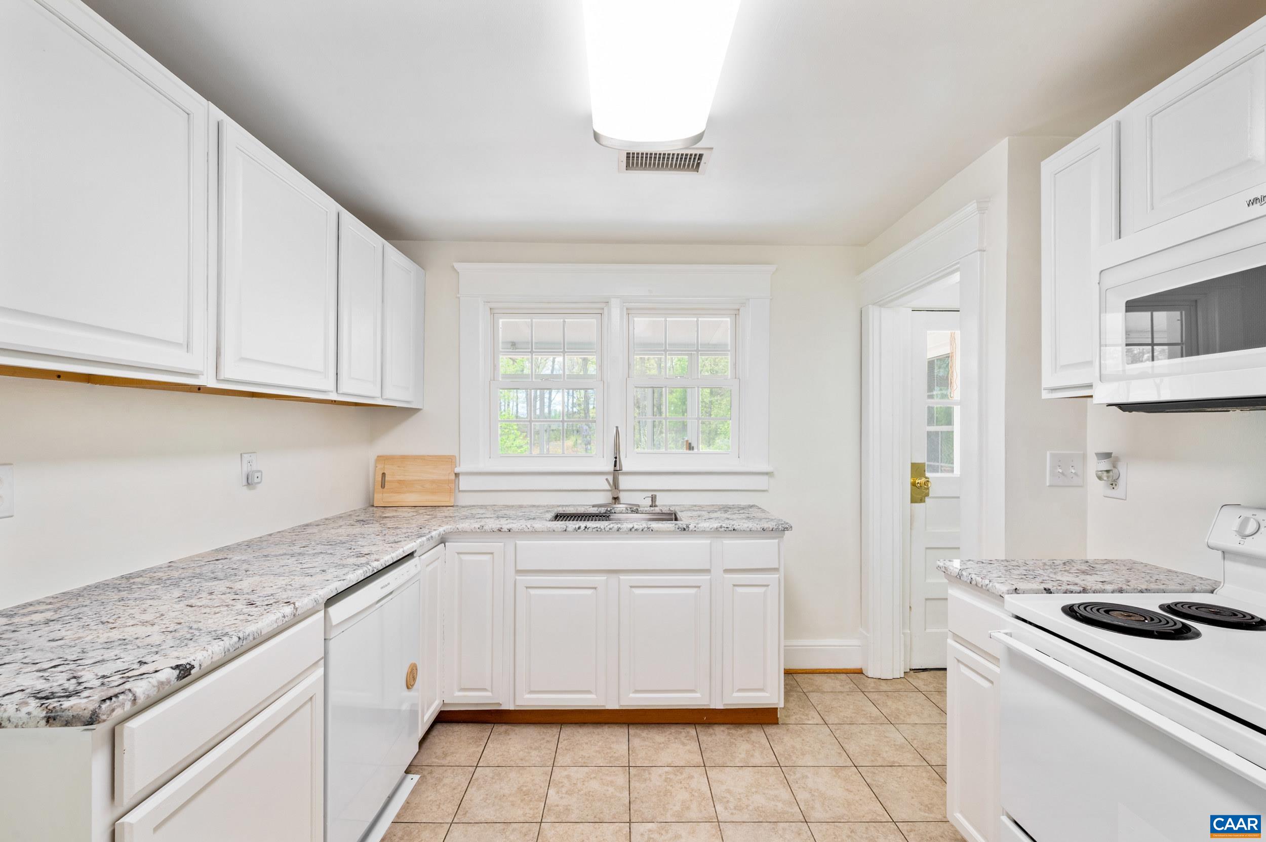 4973 RICHMOND RD, KESWICK, Virginia 22947, 2 Bedrooms Bedrooms, ,2 BathroomsBathrooms,Residential,4973 RICHMOND RD,675973 MLS # 675973