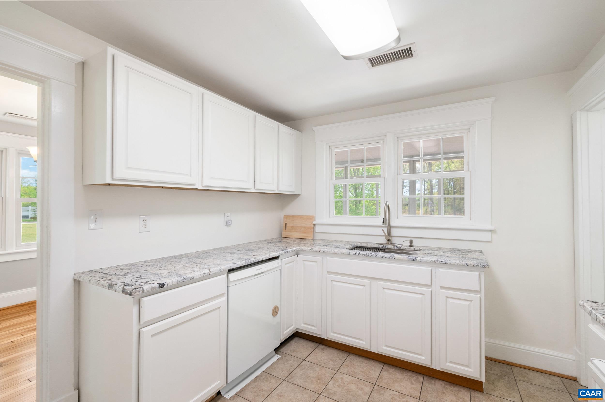 4973 RICHMOND RD, KESWICK, Virginia 22947, 2 Bedrooms Bedrooms, ,2 BathroomsBathrooms,Residential,4973 RICHMOND RD,675973 MLS # 675973