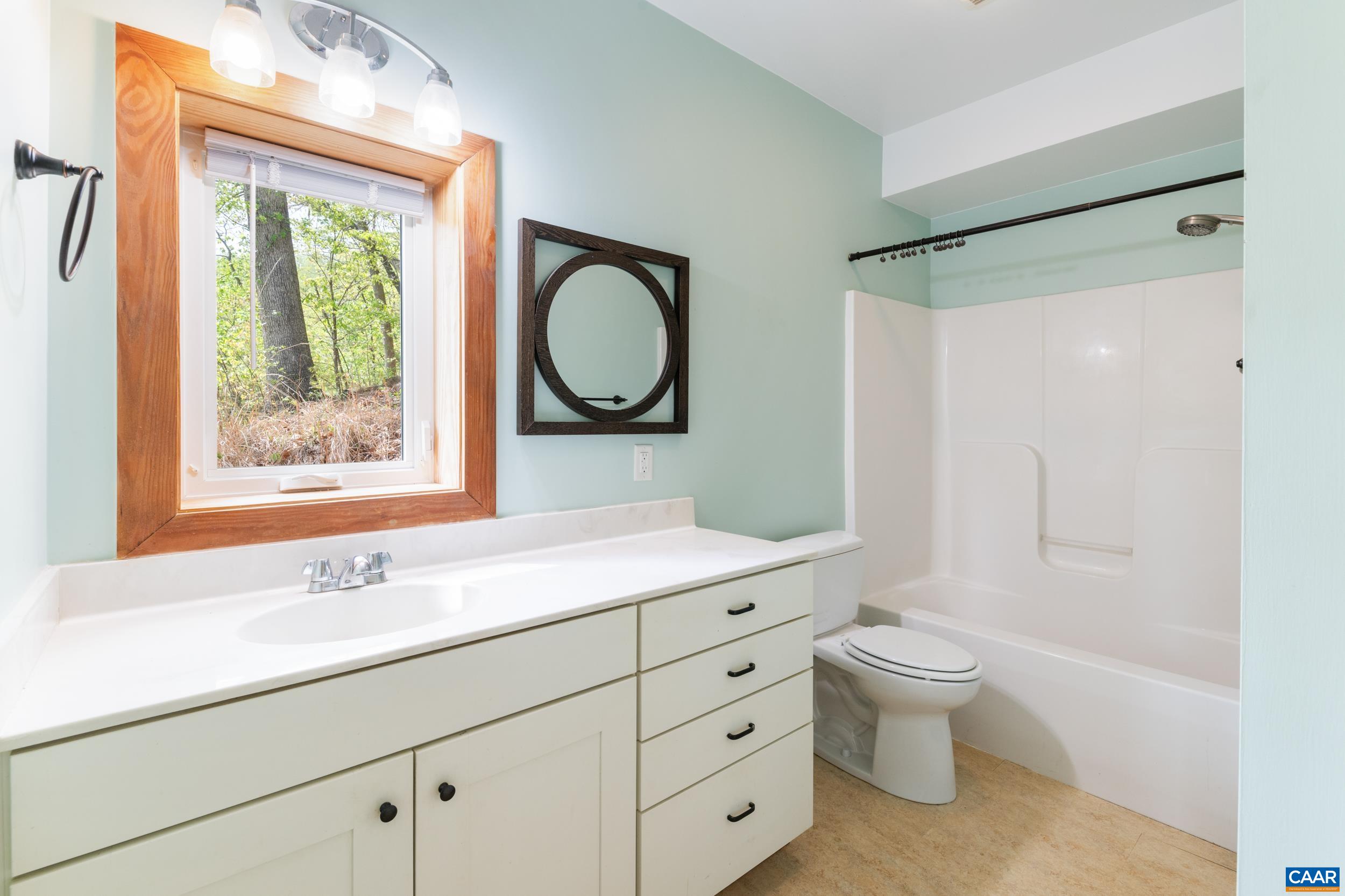 407 FARMVIEW RD, STANARDSVILLE, Virginia 22973, 3 Bedrooms Bedrooms, ,2 BathroomsBathrooms,Residential,407 FARMVIEW RD,675975 MLS # 675975